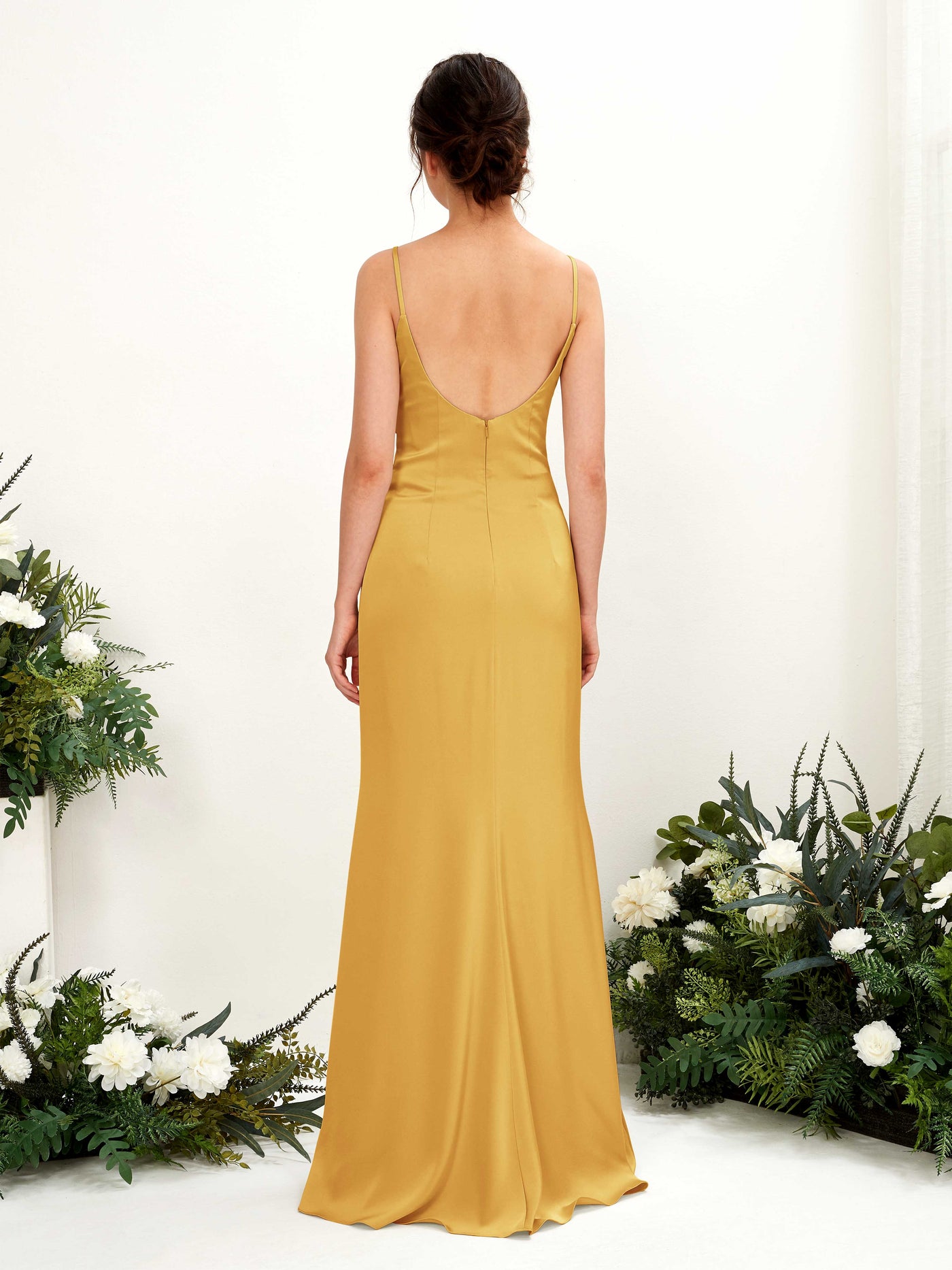 Carlyna Corte imperial Escote drapeado Hasta el suelo Satin Fruncido Vestidos de dama de honor Amarillo Canario #color_amarillo-canario