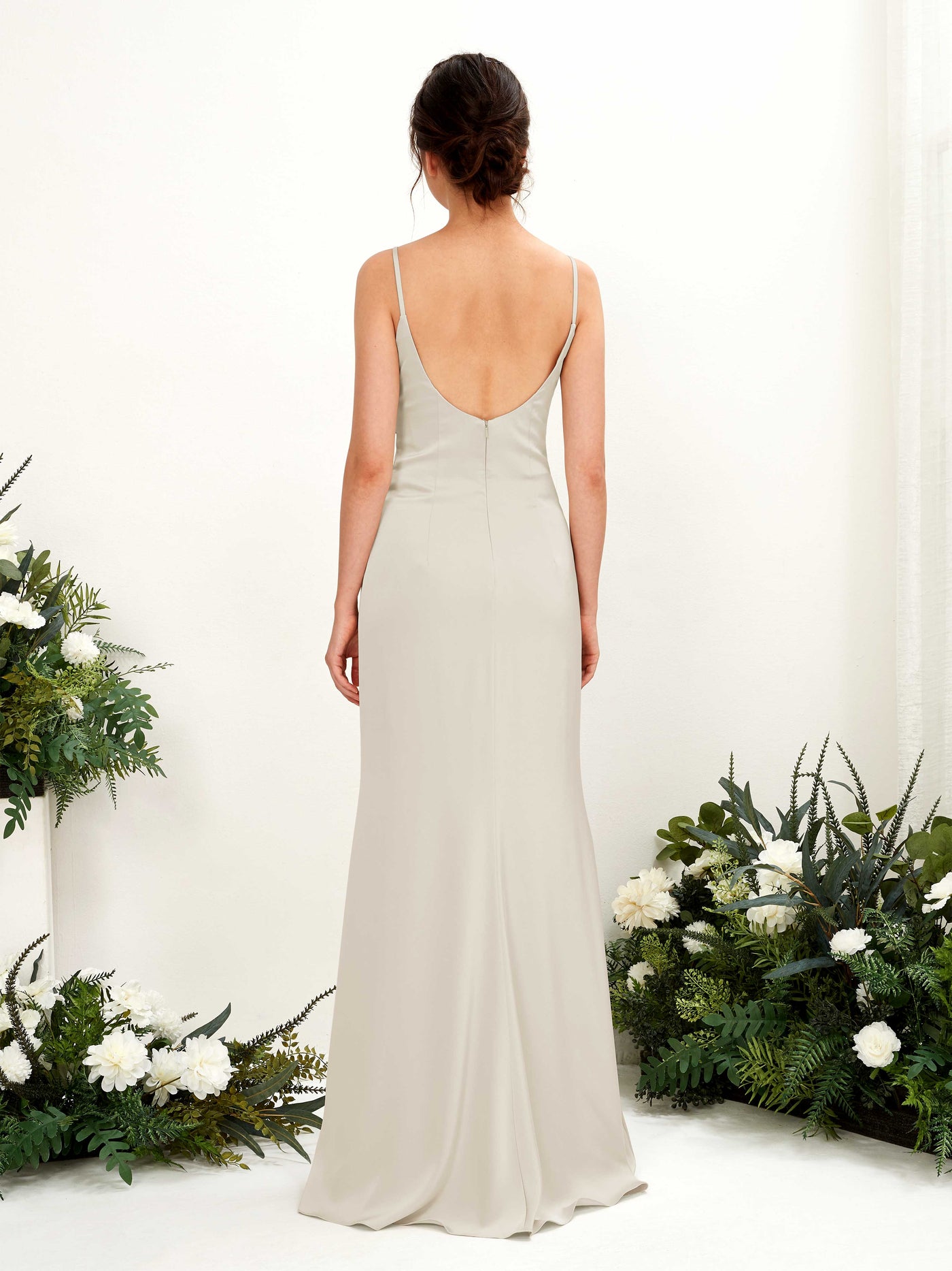 Carlyna Corte imperial Escote drapeado Hasta el suelo Satin Fruncido Vestidos de dama de honor Champán #color_champ-n