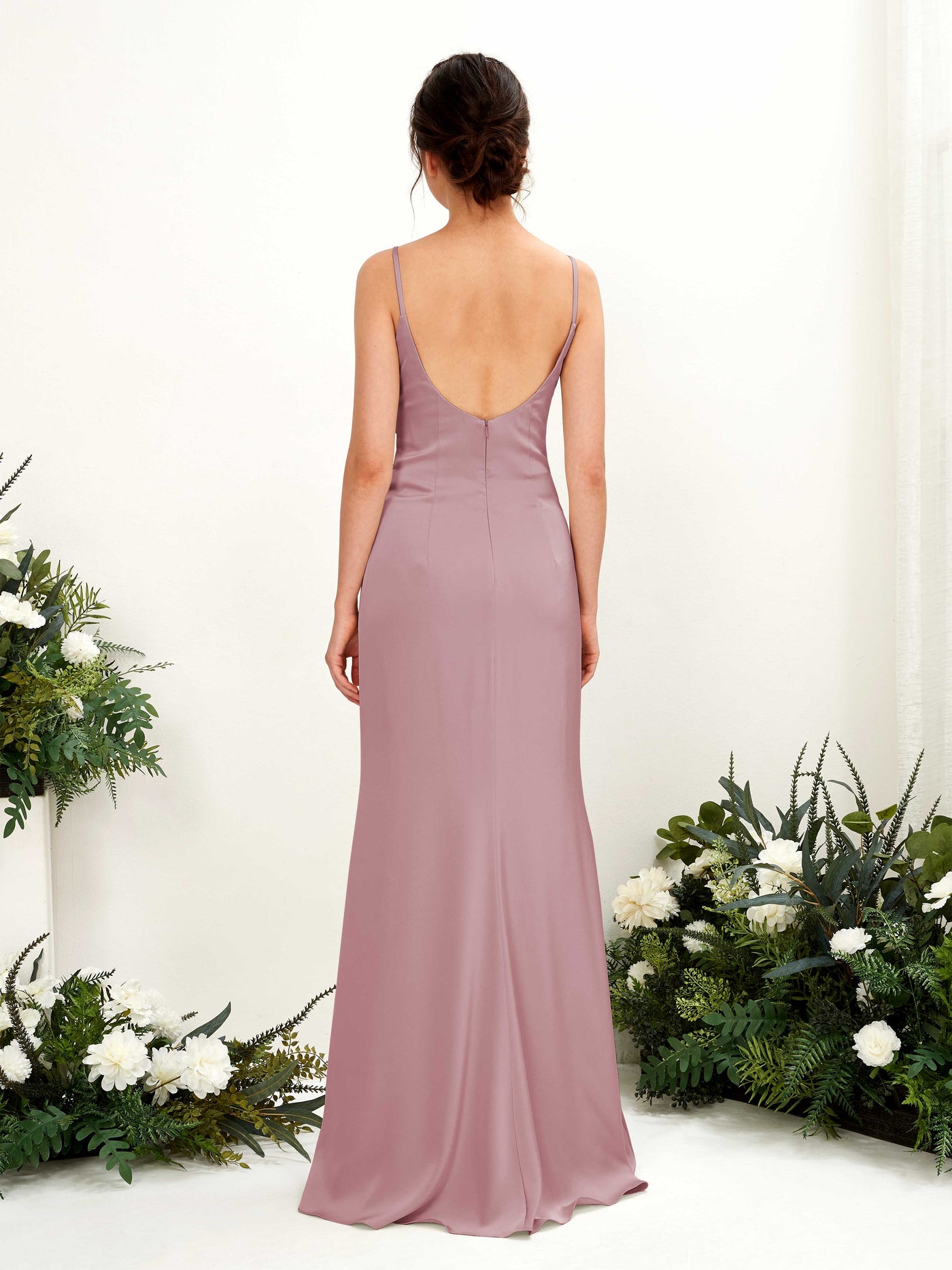 Carlyna Corte imperial Escote drapeado Hasta el suelo Satin Fruncido Vestidos de dama de honor Cuarzo Rosa #color_cuarzo-rosa