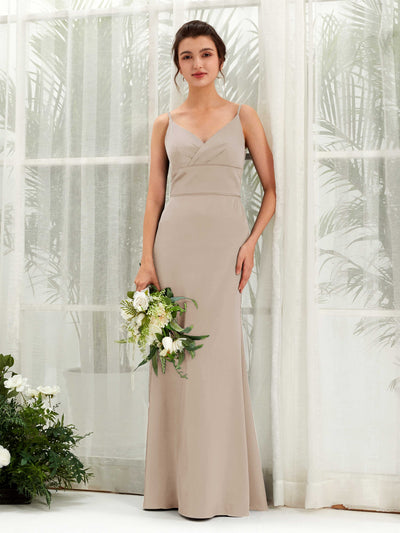 Carlyna Corte Imperial Escote en V Hasta el Suelo Satén Vestido de Dama de Honor Taupe #color_taupe