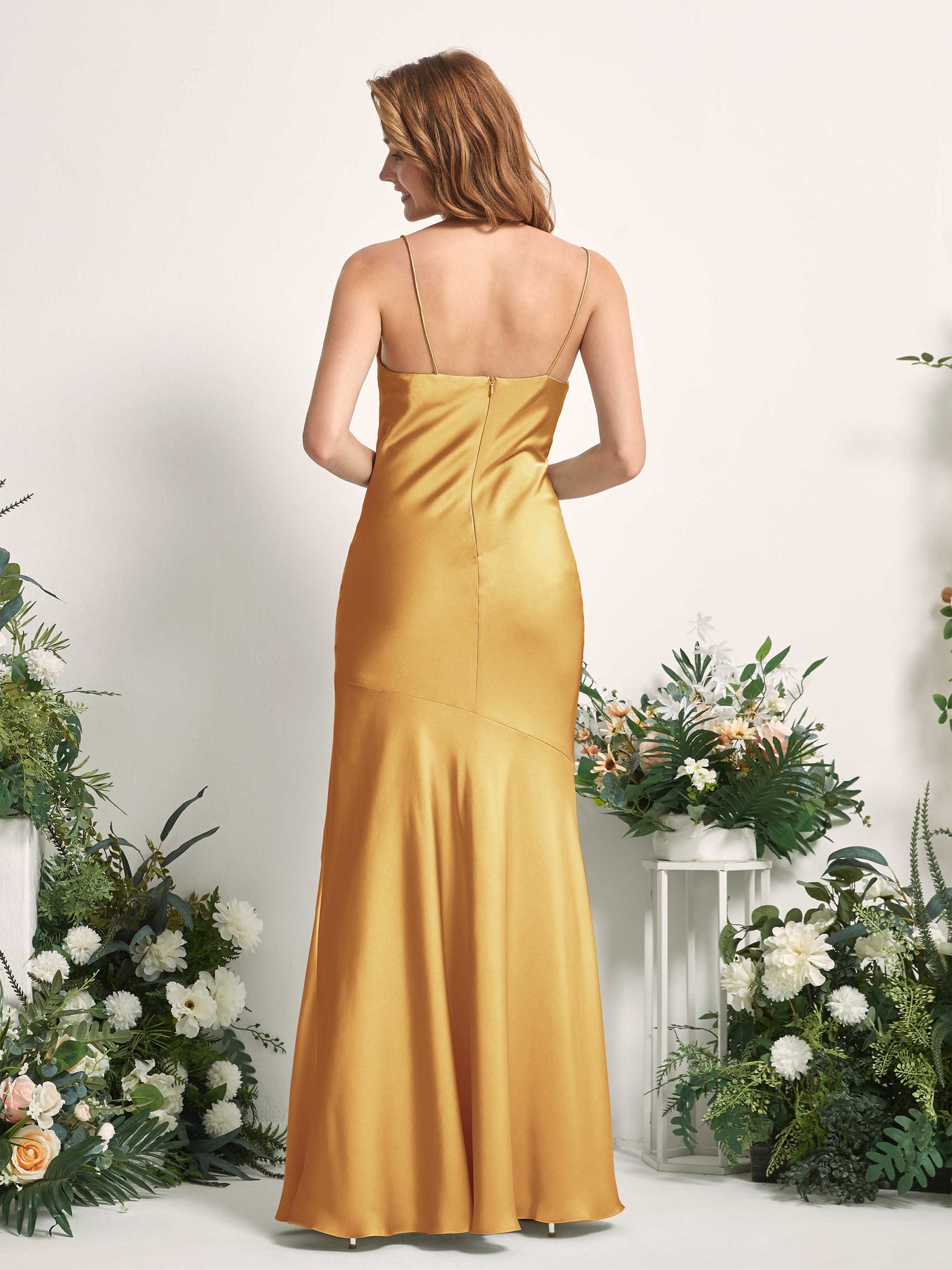 Carlyna Corte trompeta/sirena escote drapeado hasta el suelo hendidura de pierna satén vestidos de dama de honor Amarillo Canario #color_amarillo-canario