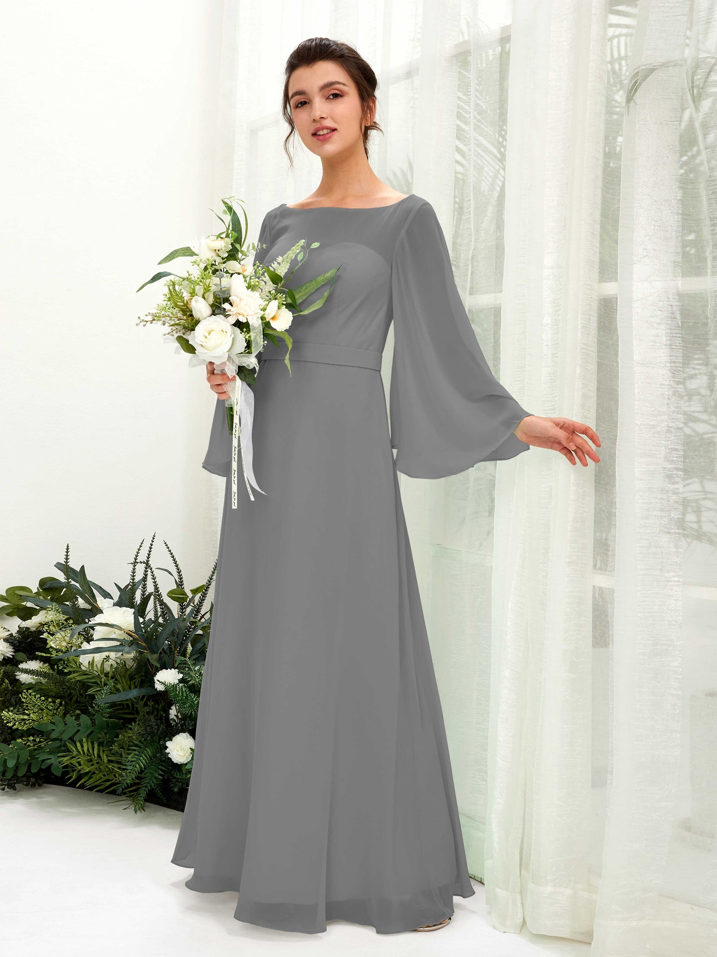Carlyna Escote bandeja Hasta el suelo Línea A Manga larga Vestidos de dama de honor Gris Acero #color_gris-acero