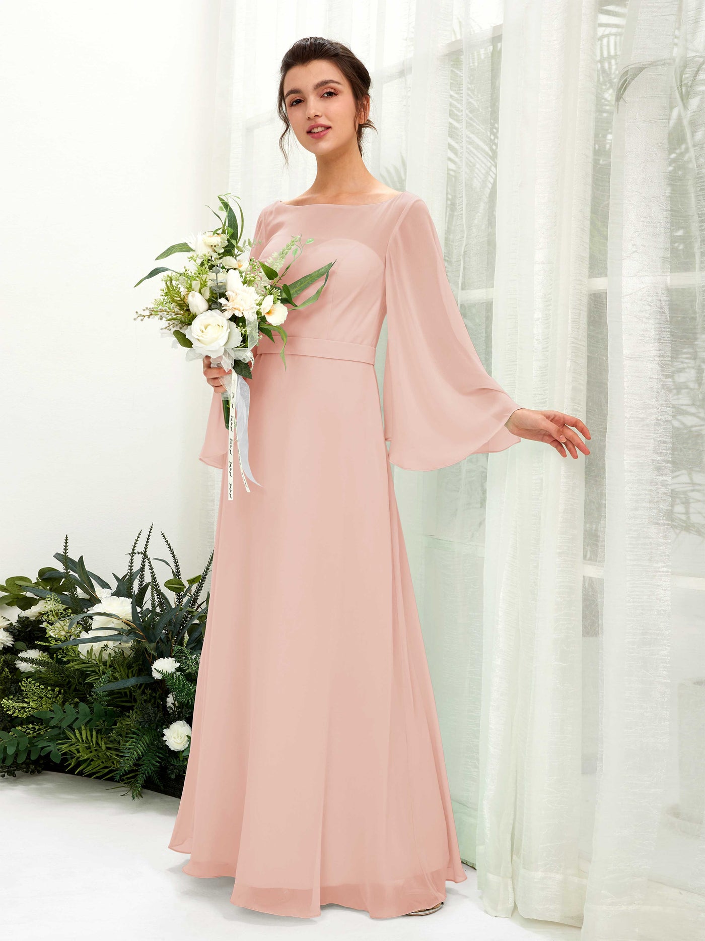Carlyna Escote bandeja Hasta el suelo Línea A Manga larga Vestidos de dama de honor Rosa Perla #color_rosa-perla