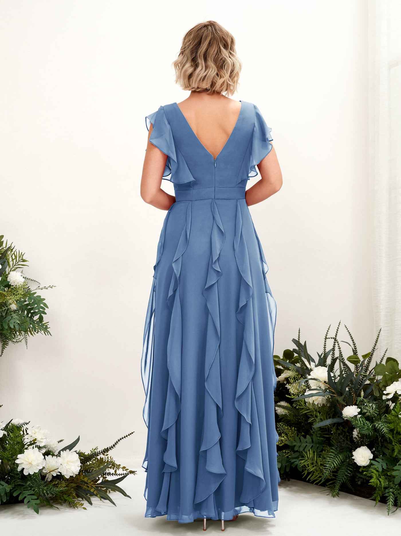 Carlyna Escote en V Hasta el Suelo Fruncido Vestido de Dama de Honor Azul polvoriento #color_azul-polvoriento
