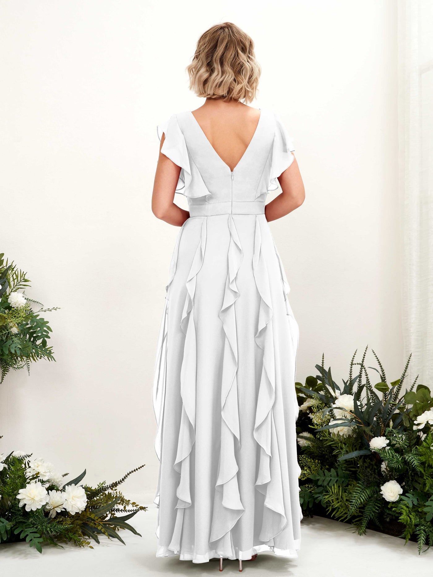 Carlyna Escote en V Hasta el Suelo Fruncido Vestido de Dama de Honor Blanco #color_blanco