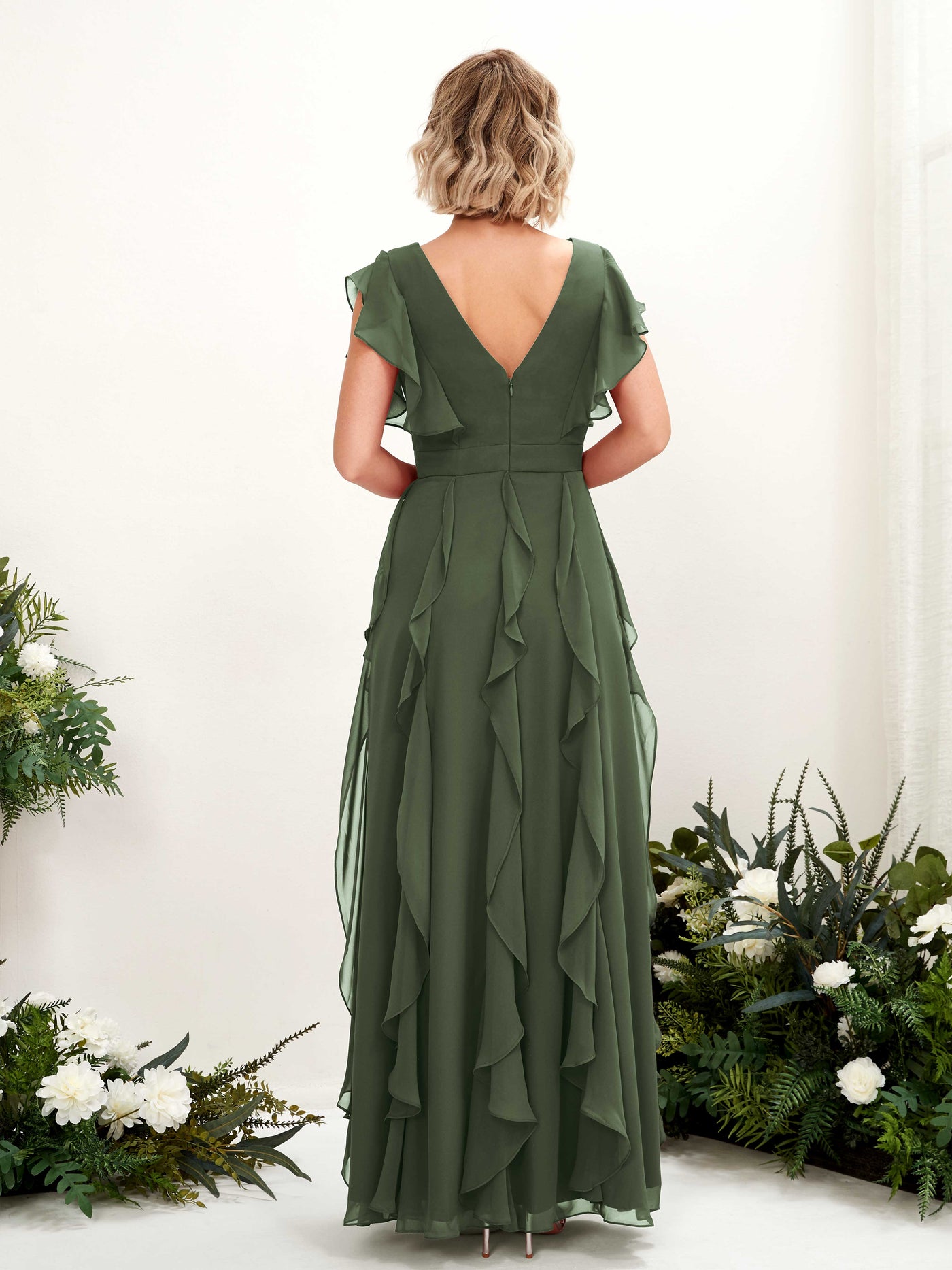 Carlyna Escote en V Hasta el Suelo Fruncido Vestido de Dama de Honor Oliva Martini #color_oliva-martini