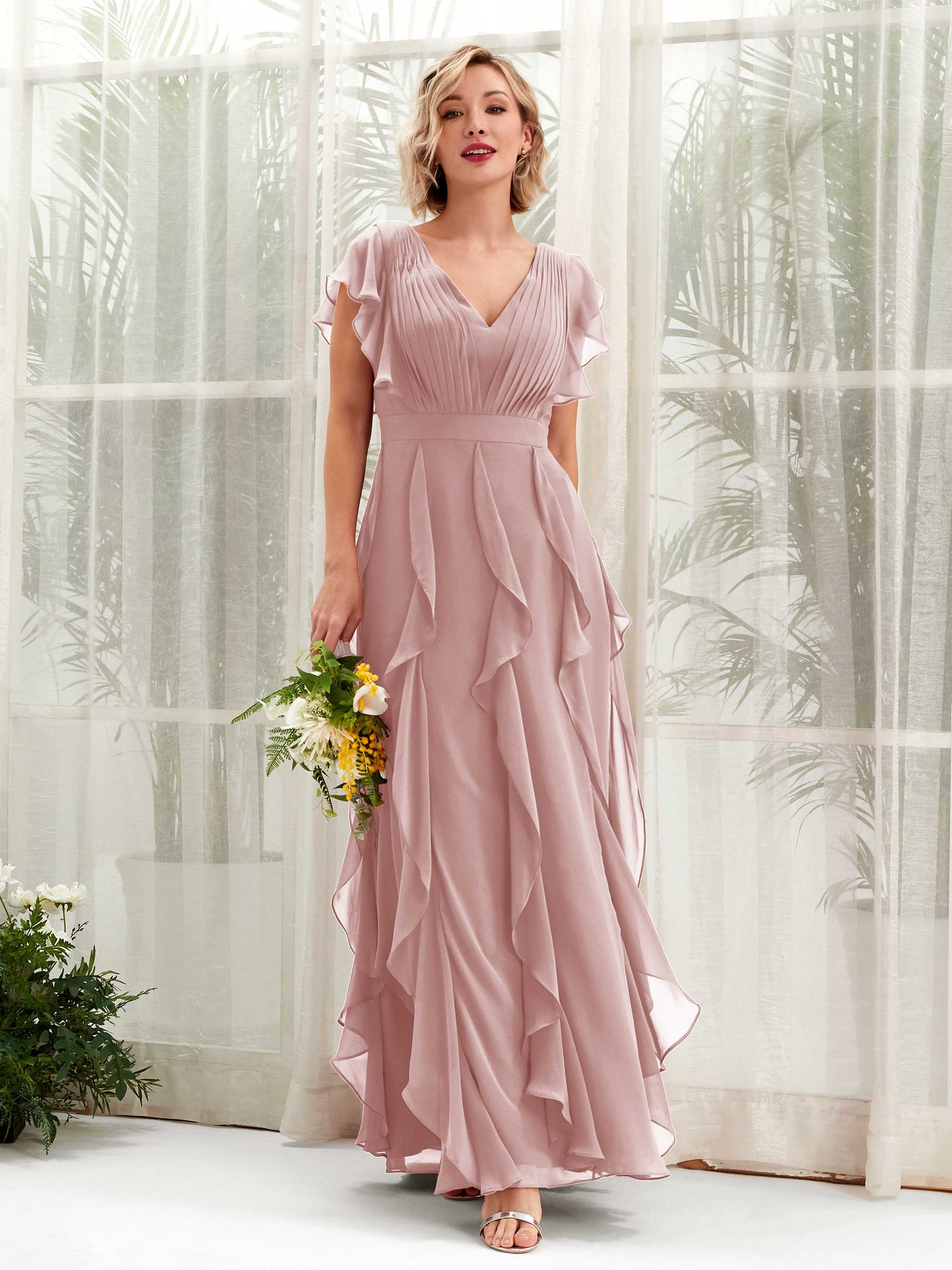Carlyna Escote en V Hasta el Suelo Fruncido Vestido de Dama de Honor Rosa Polvorienta #color_rosa-polvorienta
