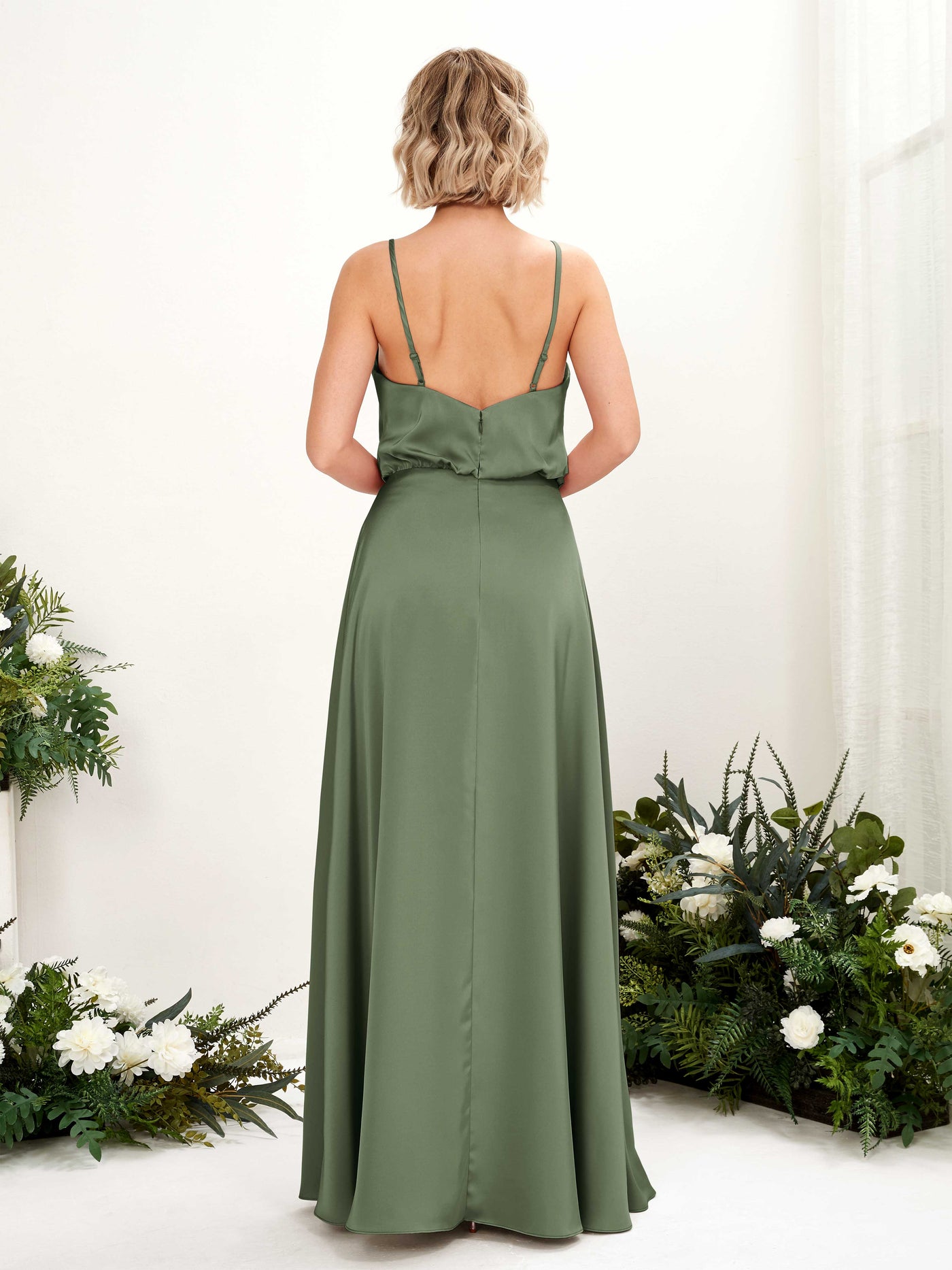 Carlyna Línea A Escote en V Hasta el suelo Vestidos de dama de honor Verde Oliva #color_verde-oliva