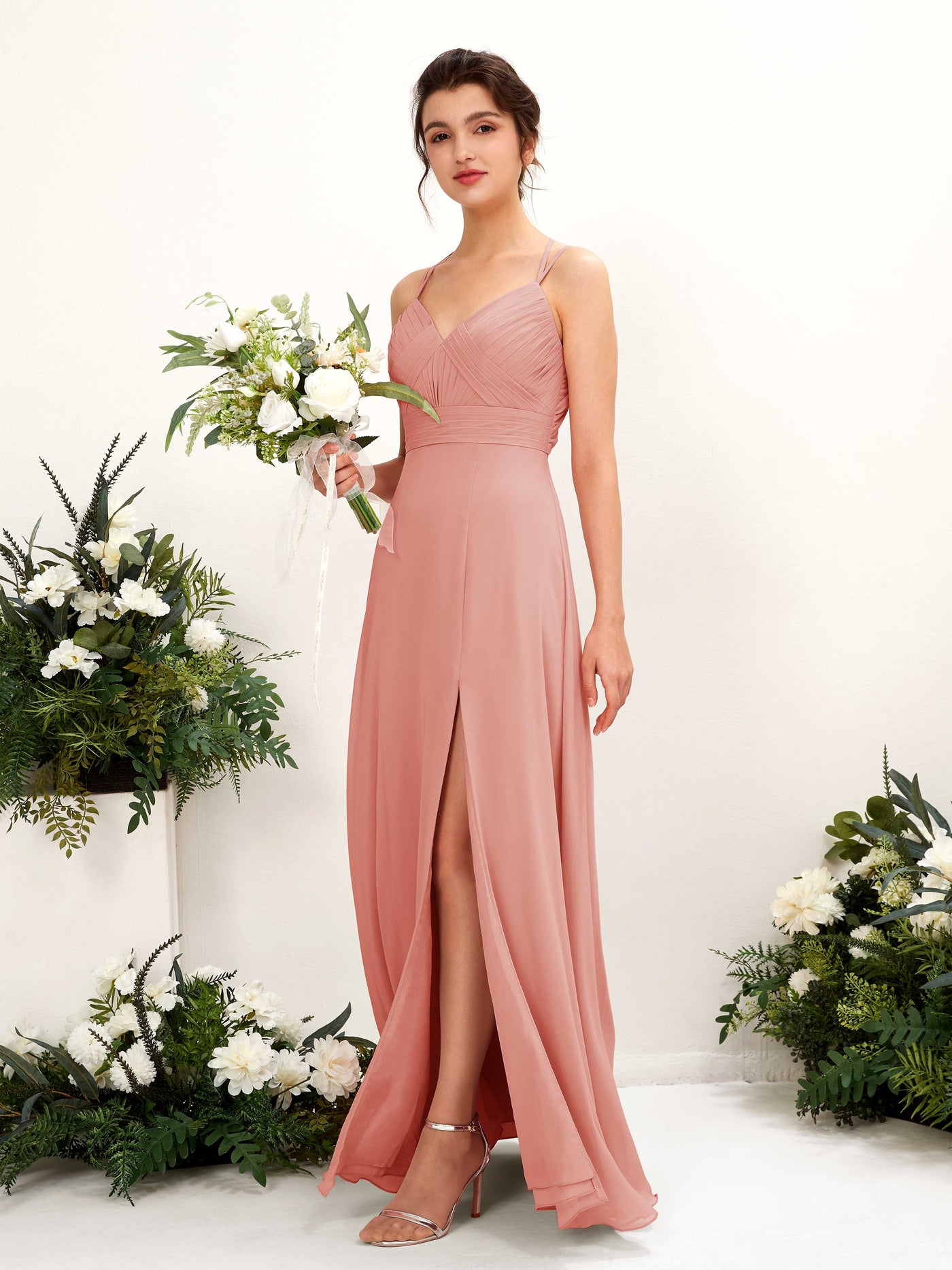 Carlyna Línea A Hasta el suelo Escote en V Cuello halter Vestidos de dama de honor Rosa Champán #color_rosa-champ-n