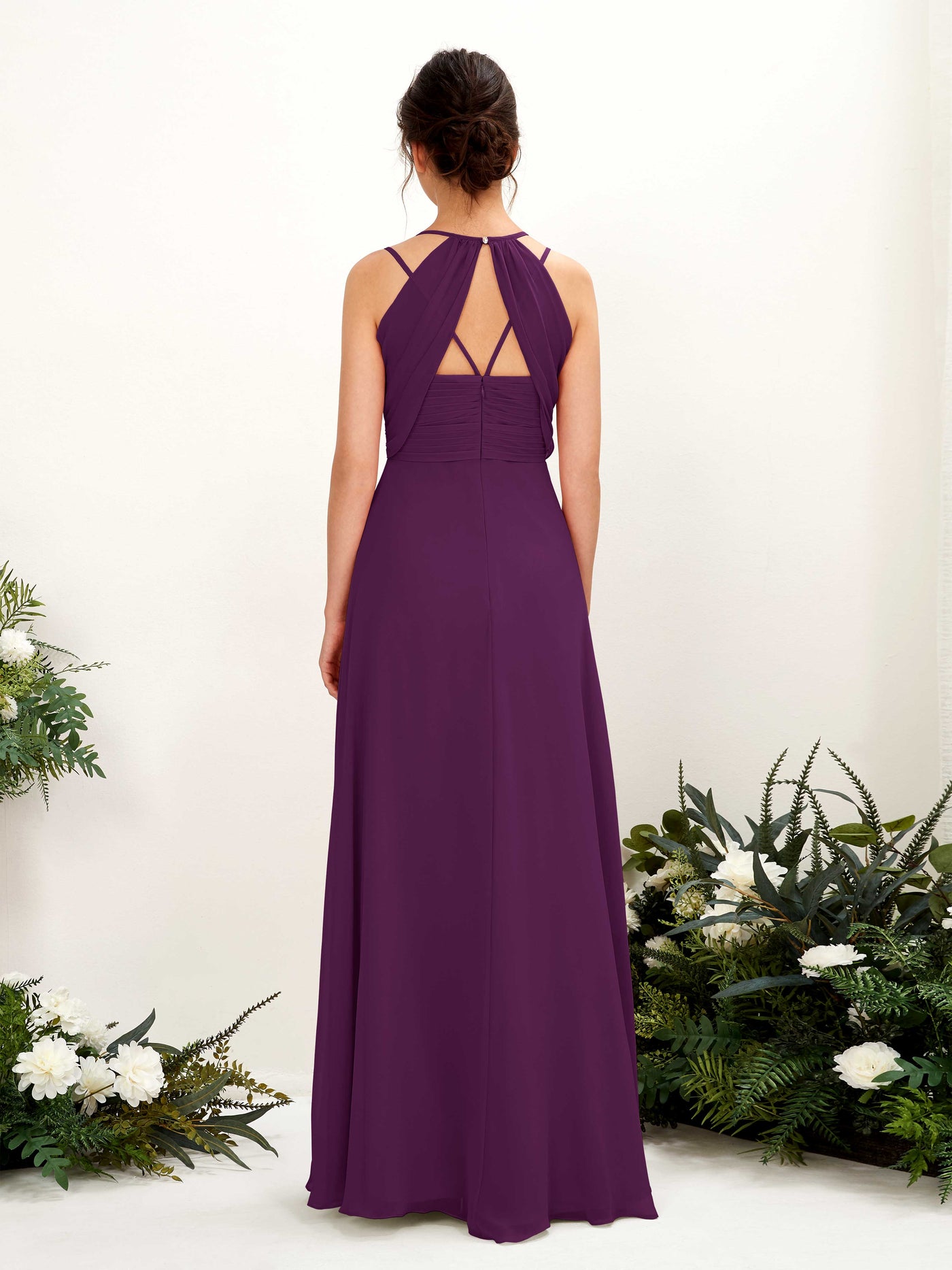 Carlyna Línea A Hasta el suelo Escote en V Cuello halter Vestidos de dama de honor Uva #color_uva