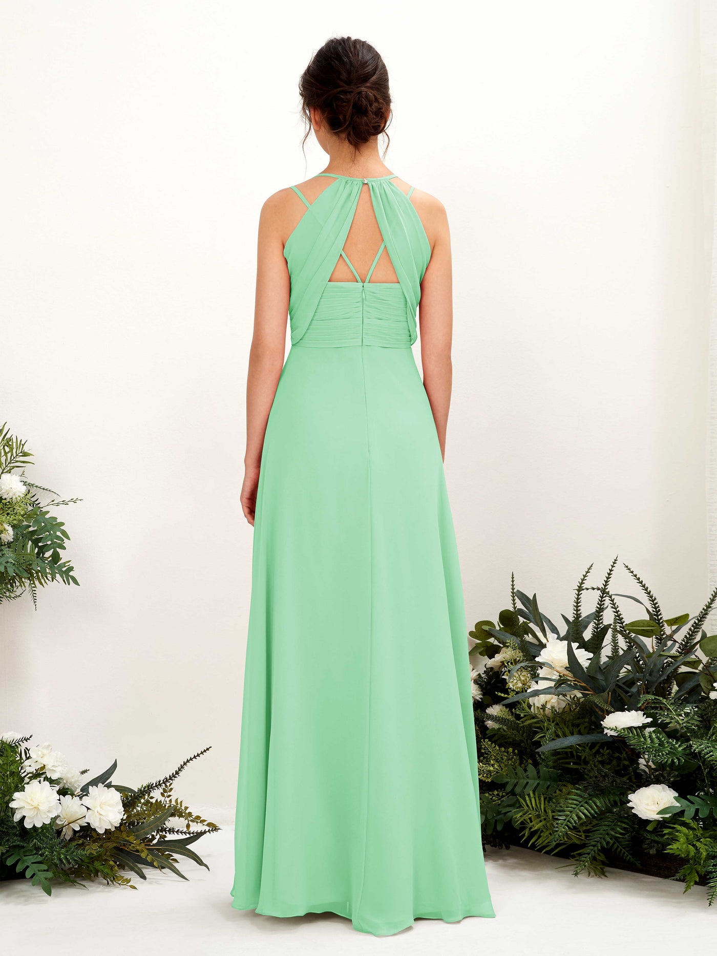 Carlyna Línea A Hasta el suelo Escote en V Cuello halter Vestidos de dama de honor Verde Menta #color_verde-menta
