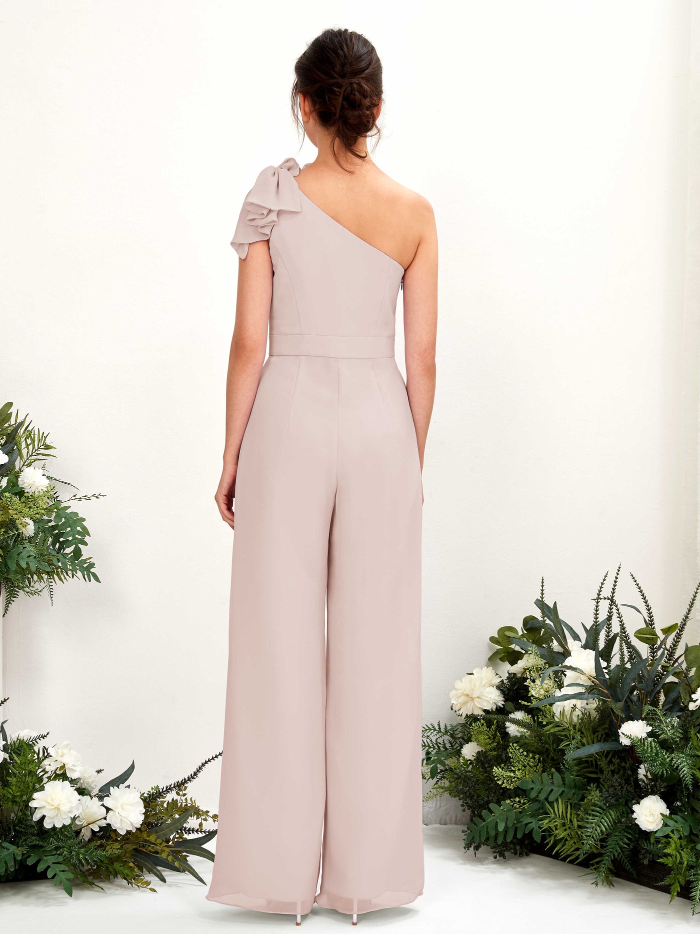 Carlyna Mono Un Hombre Hasta el suelo Vestidos de dama de honor Biscotti #color_biscotti