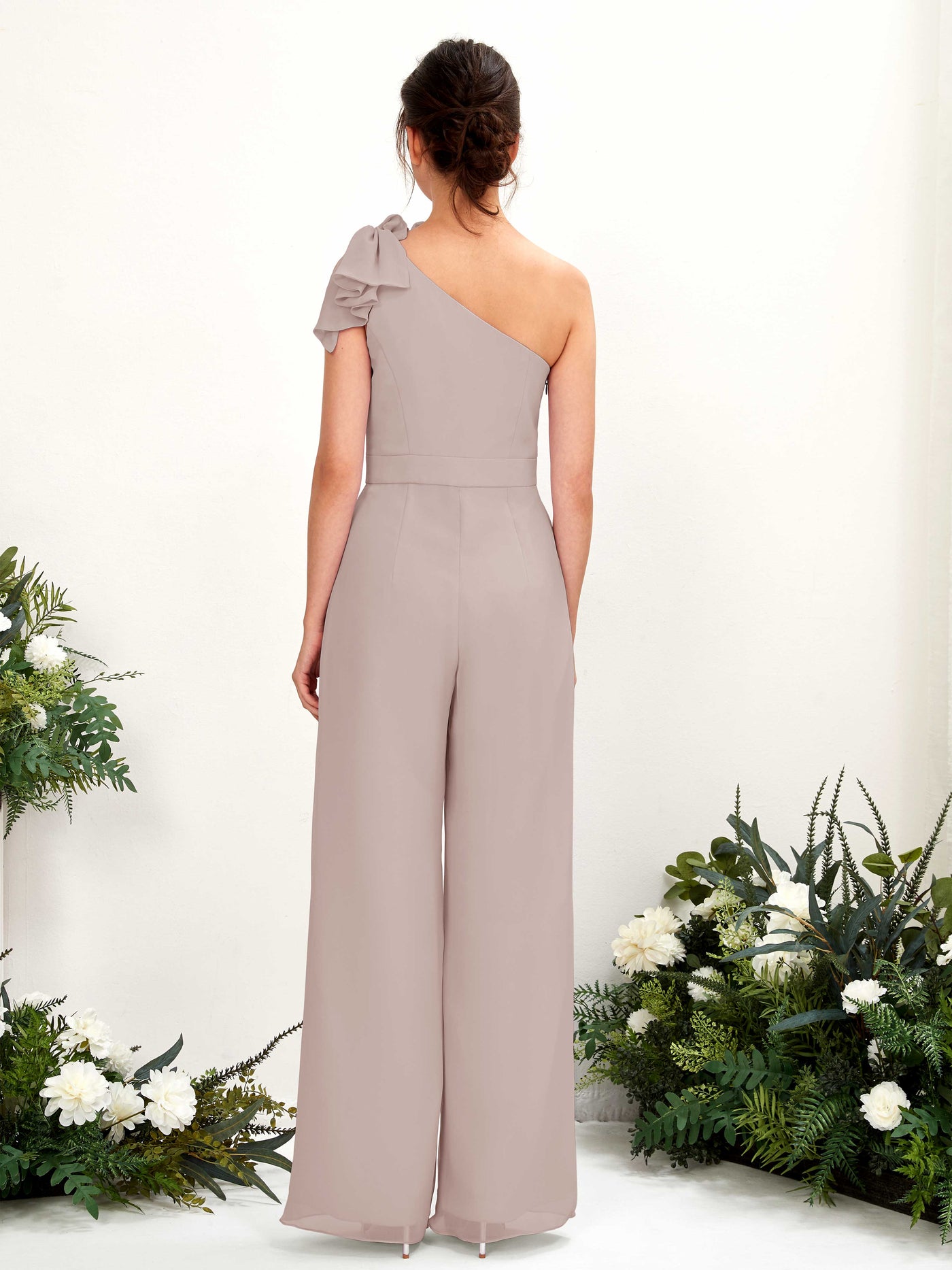 Carlyna Mono Un Hombre Hasta el suelo Vestidos de dama de honor Gris Pardo #color_gris-pardo