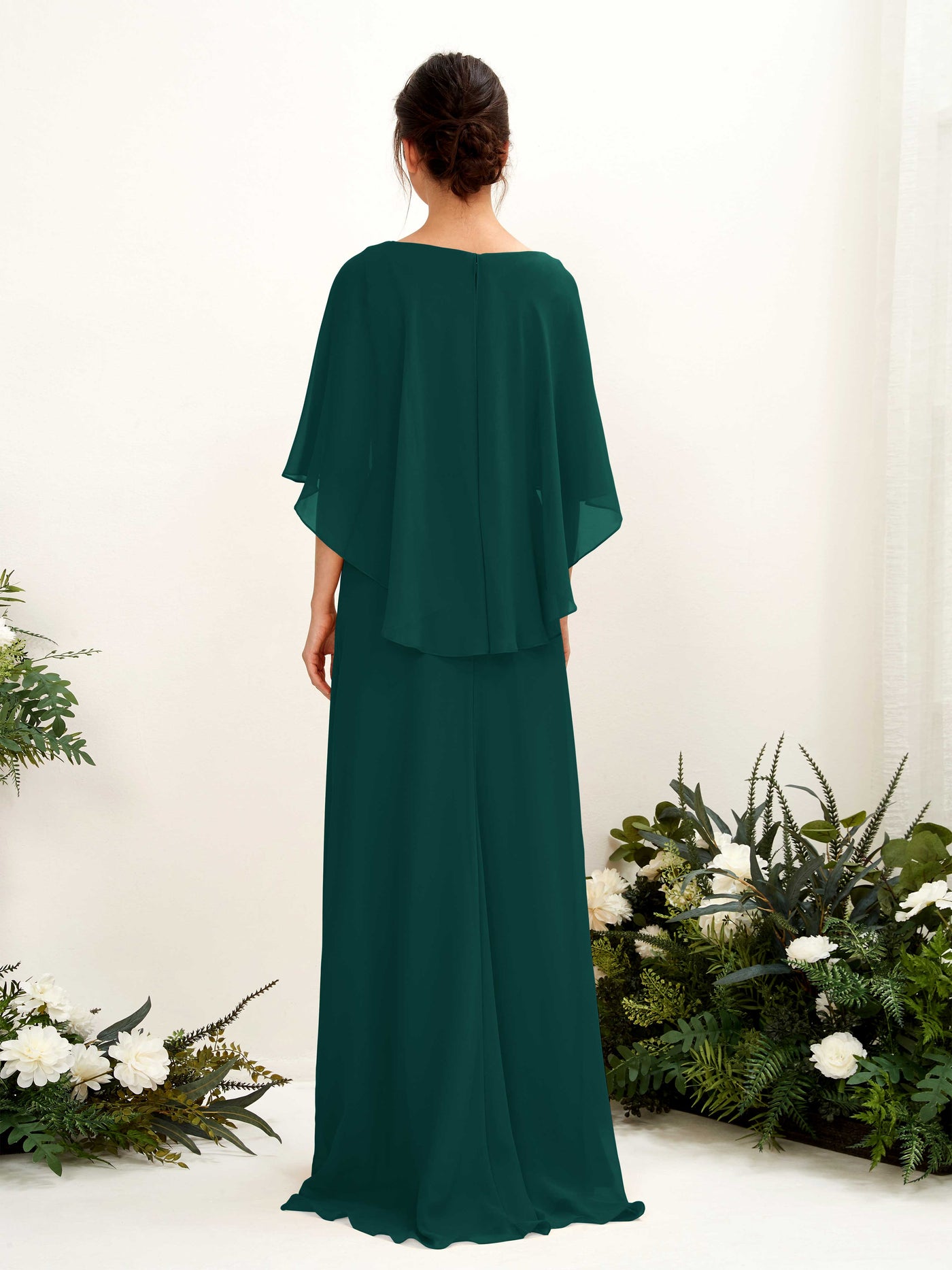 Carlyna Tubo Corte Escote bandeja Capa Vestidos de dama de honor Esmeralda Oscuro #color_esmeralda-oscuro