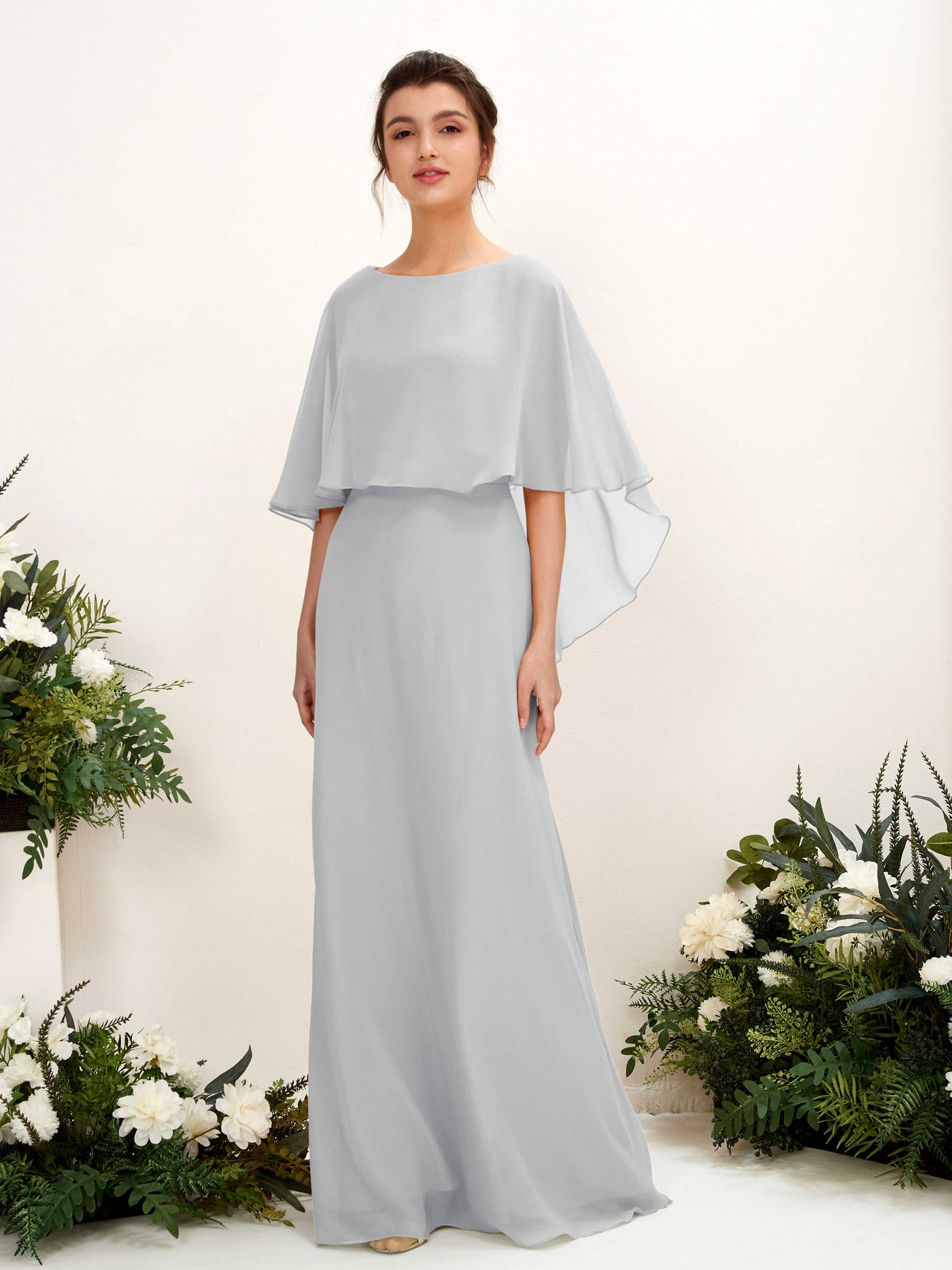 Carlyna Tubo Corte Escote bandeja Capa Vestidos de dama de honor Plata #color_plata