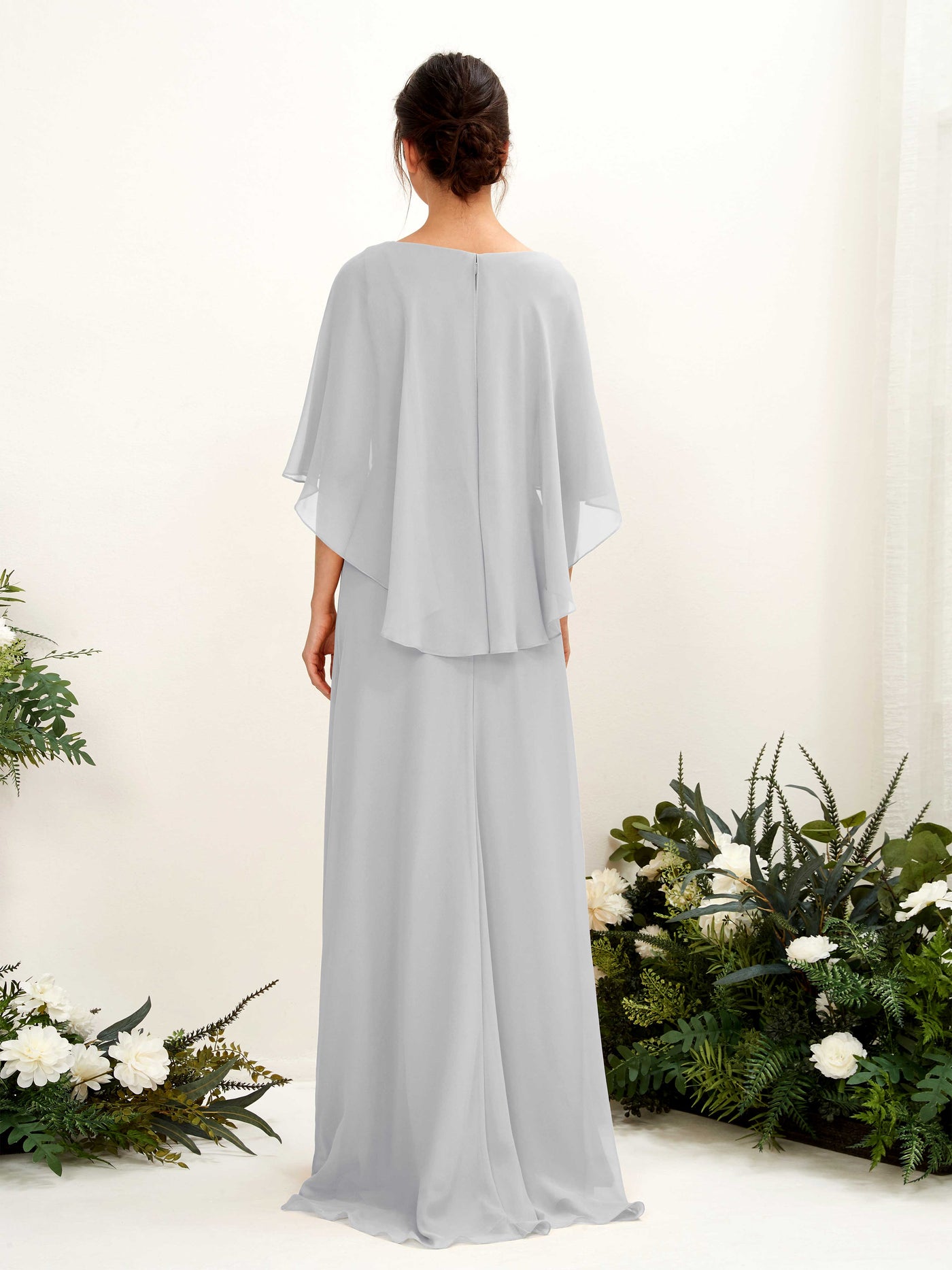 Carlyna Tubo Corte Escote bandeja Capa Vestidos de dama de honor Plata #color_plata