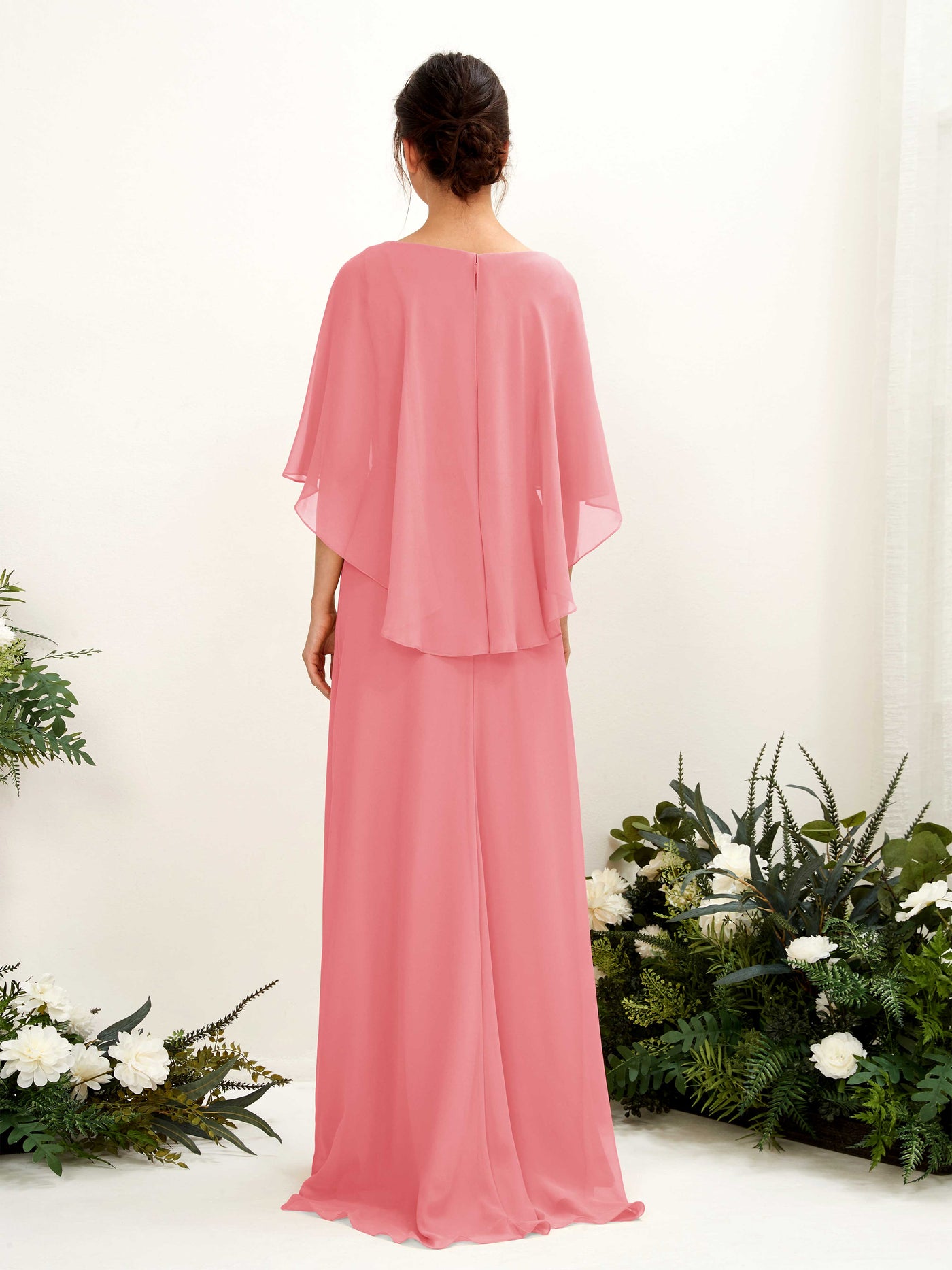 Carlyna Tubo Corte Escote bandeja Capa Vestidos de dama de honor Rosa Coral #color_rosa-coral