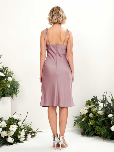 Carlyna Tubo escote drapeado hasta la rodilla vestido de dama de honor Cuarzo Rosa #color_cuarzo-rosa