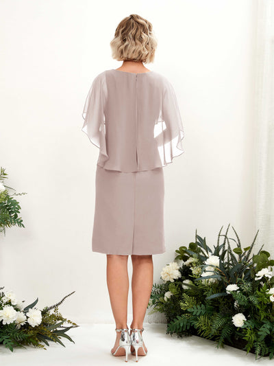 Carlyna Tubo Escote en V Capa Hasta la rodilla Vestido de gasa Gris Pardo #color_gris-pardo