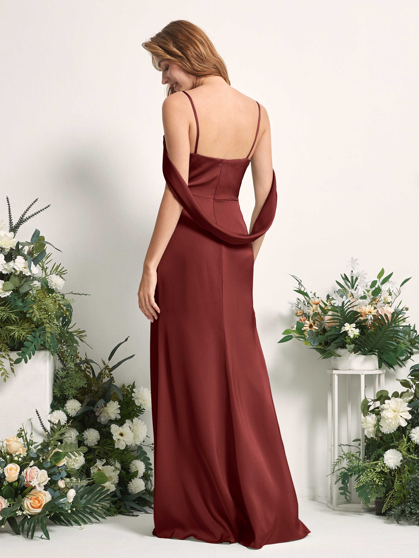 Carlyna Tubo Escote en V Hasta el suelo Vestidos de dama de honor Borgoña #color_borgo-a