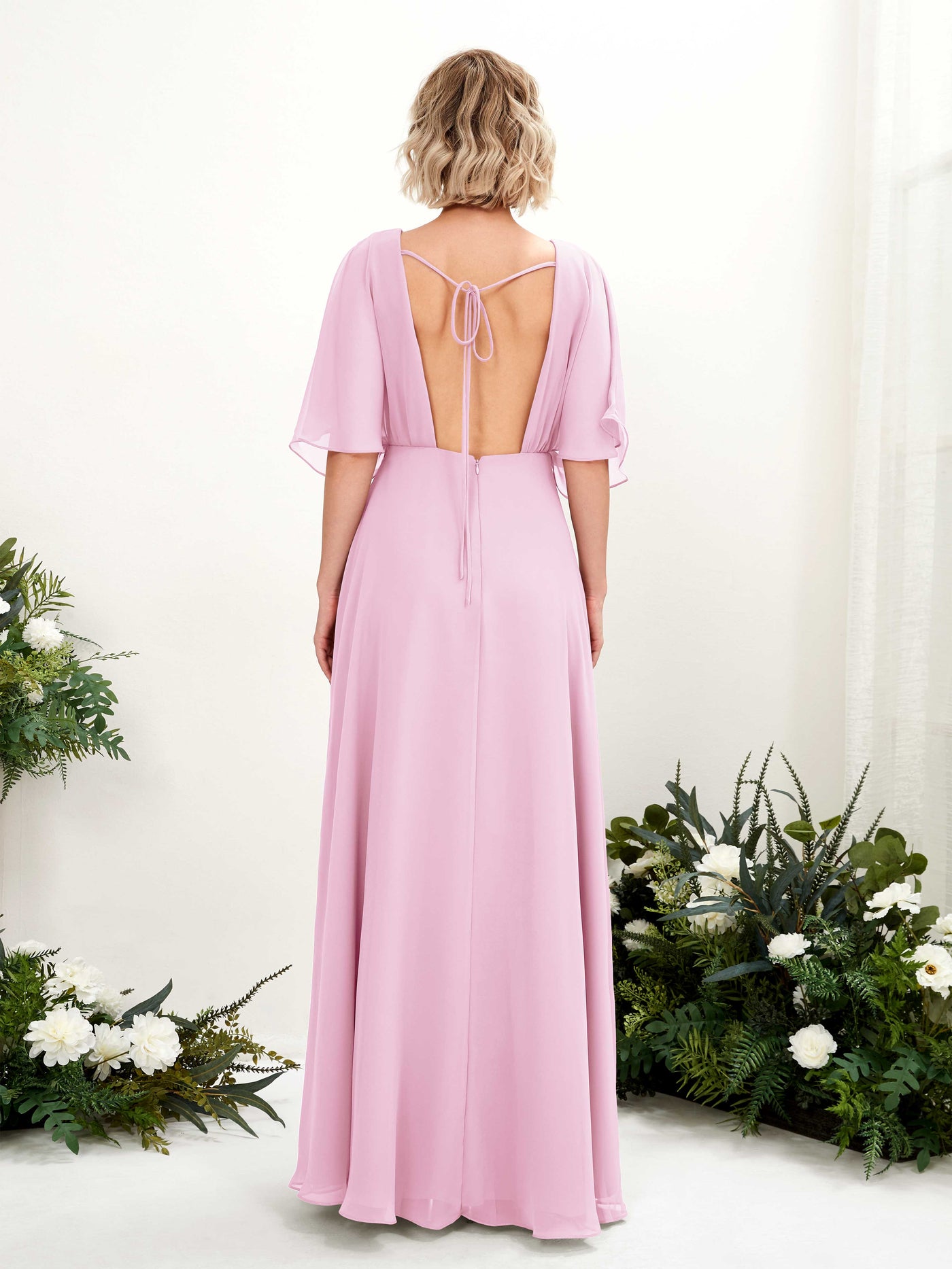 Carlyna Tubo Escote en V Manga Corta Vestido de dama de honor Hasta el suelo Rosa Caramelo #color_rosa-caramelo