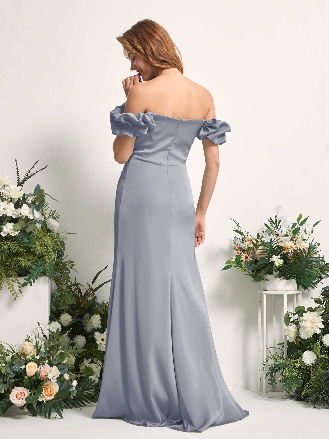 Carlyna Tubo Hasta el suelo Hombros caídos Vestido de dama de honor Azul Polvoriento #color_azul-polvoriento