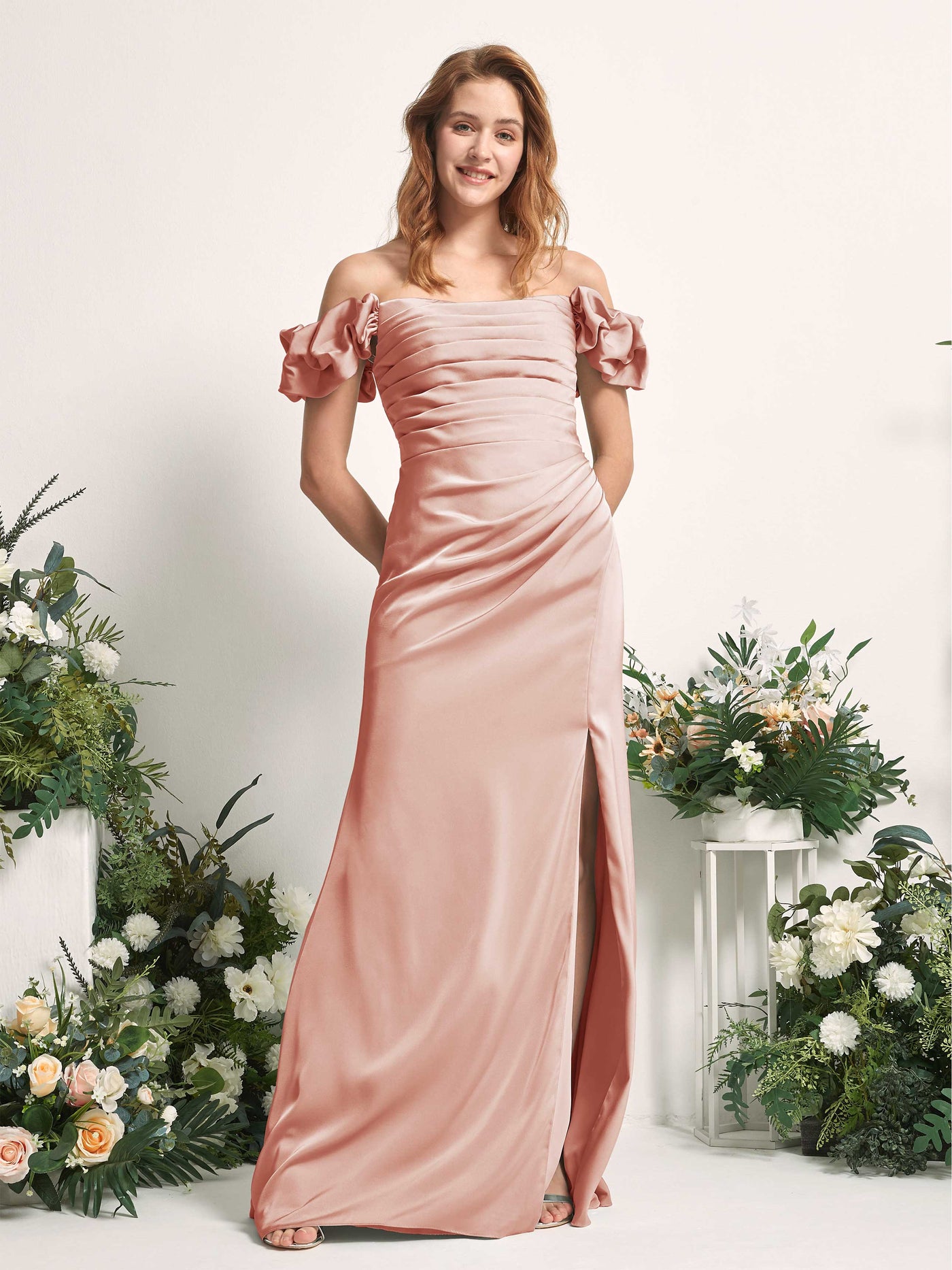 Carlyna Tubo Hasta el suelo Hombros caídos Vestido de dama de honor Cantalupo #color_cantalupo