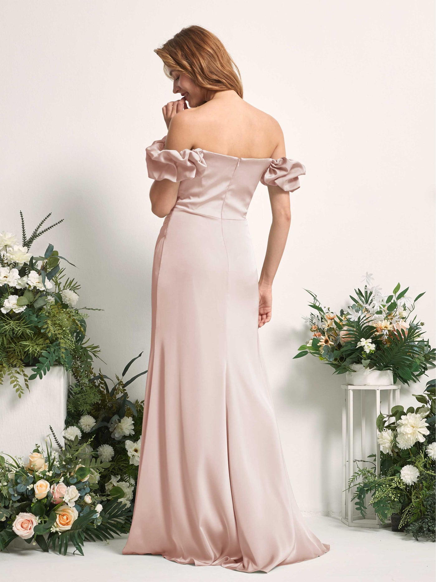 Carlyna Tubo Hasta el suelo Hombros caídos Vestido de dama de honor Rosa Perla #color_rosa-perla