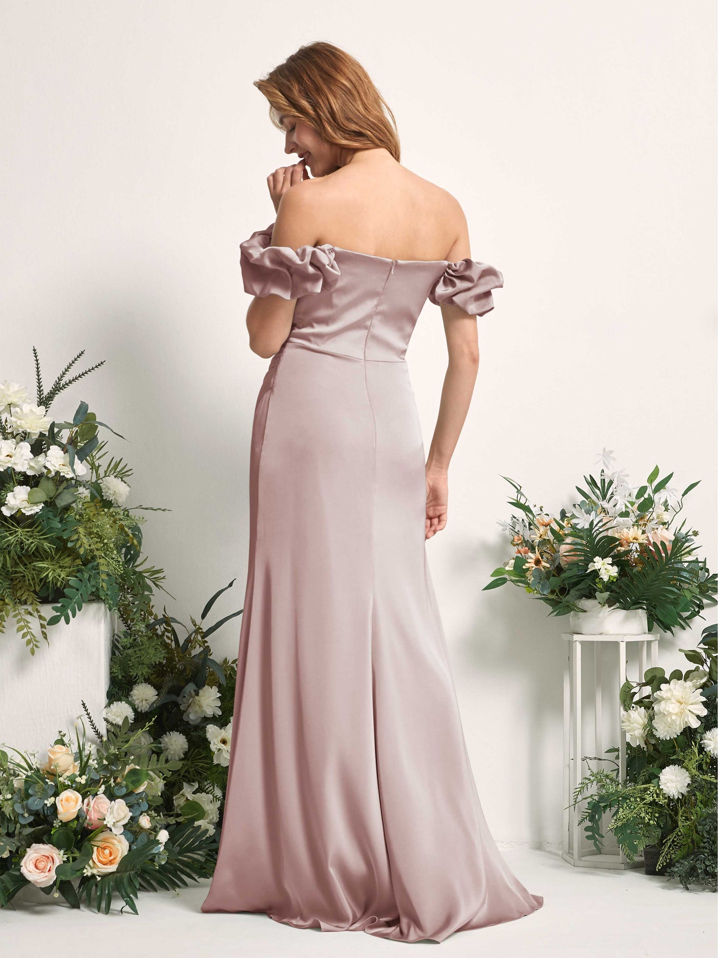Carlyna Tubo Hasta el suelo Hombros caídos Vestido de dama de honor Rosa Polvorienta #color_rosa-polvorienta