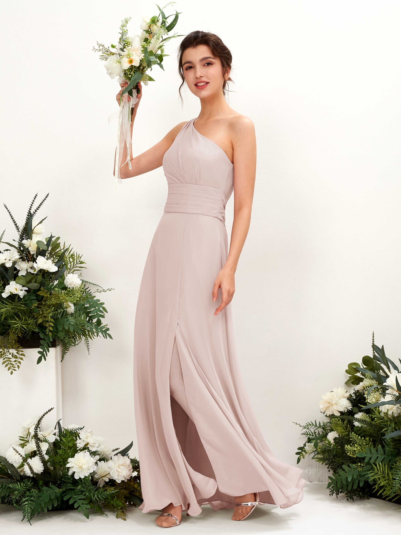 Carlyna Tubo Hasta el suelo Un Hombre con Hendidura de pierna Gasa Vestidos de dama de honor Biscotti #color_biscotti