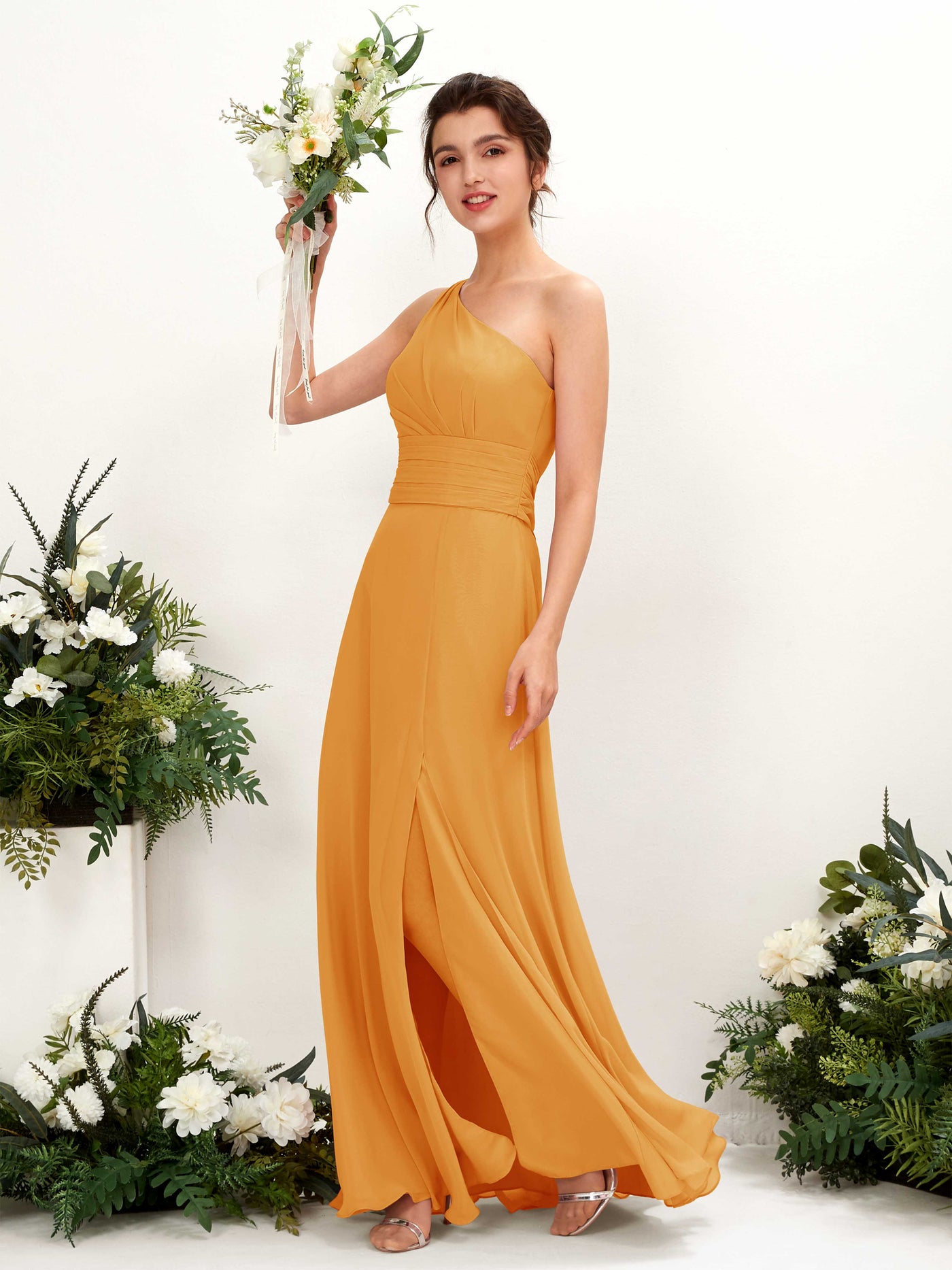 Carlyna Tubo Hasta el suelo Un Hombre con Hendidura de pierna Gasa Vestidos de dama de honor Mango #color_mango