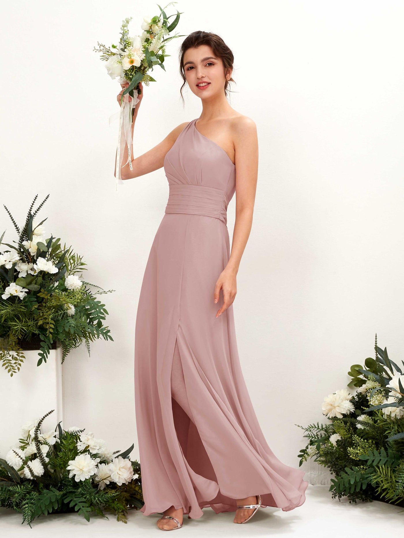 Carlyna Tubo Hasta el suelo Un Hombre con Hendidura de pierna Gasa Vestidos de dama de honor Rosa Polvorienta #color_rosa-polvorienta