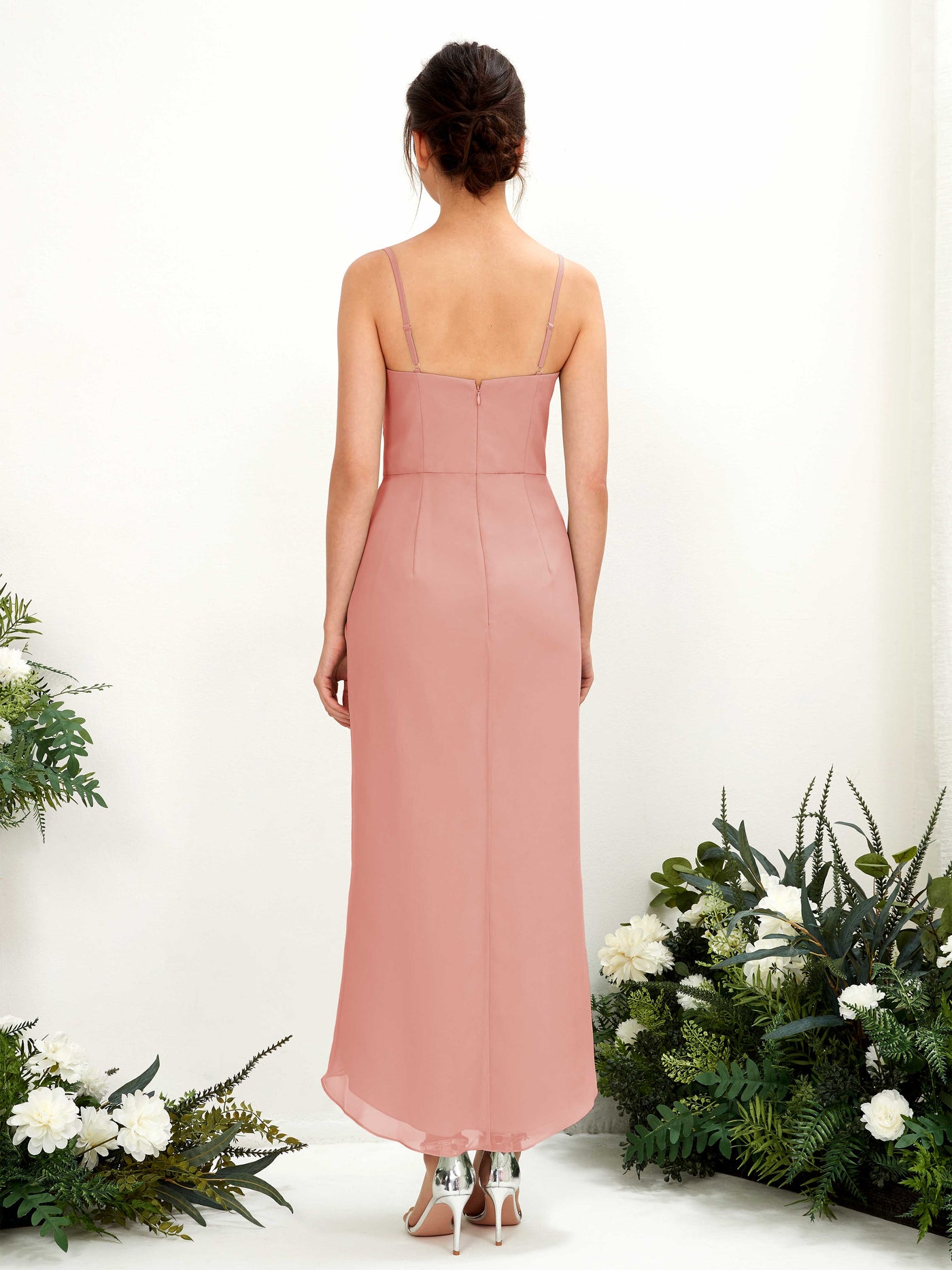 Carlyna Tubo Hasta la tibia Escote en V fruncido vestido de dama de honor Rosa Champán #color_rosa-champ-n