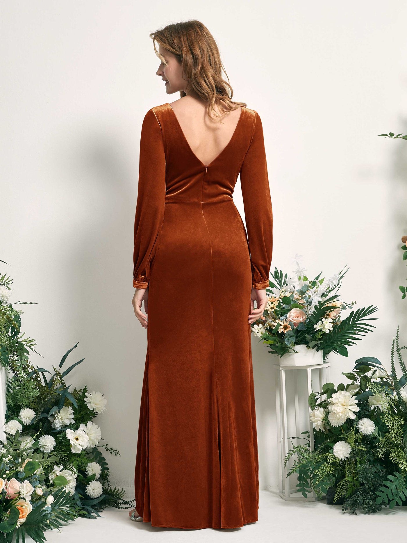 Carlyna Tubo Silueta Manga Larga Escote en V hasta el suelo vestido de dama de honor Naranja Burant #color_naranja-burant