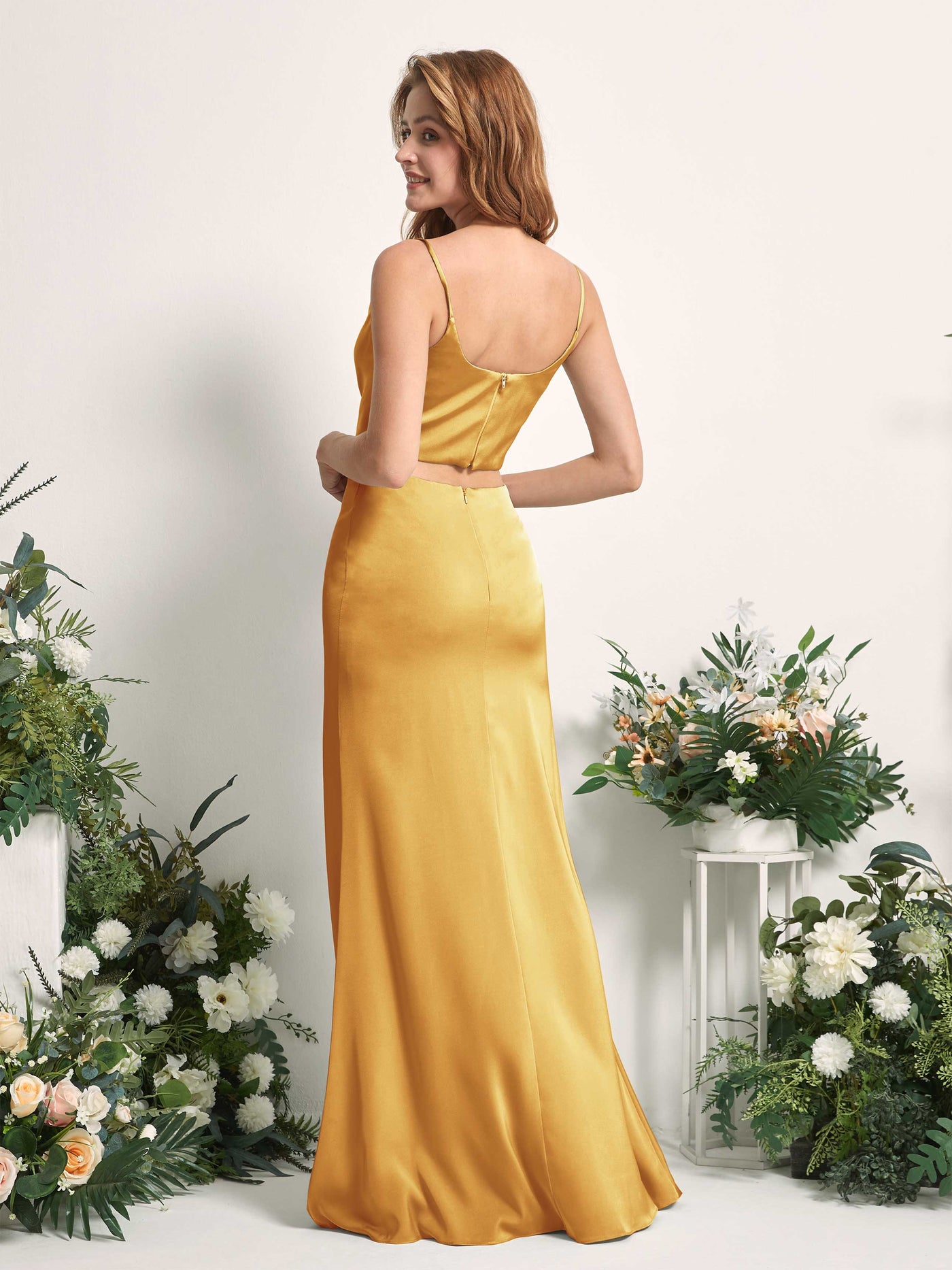 Carlyna Tubo Sirena Escote drapeado Hasta el suelo Vestidos de dama de honor Amarillo Canario #color_amarillo-canario