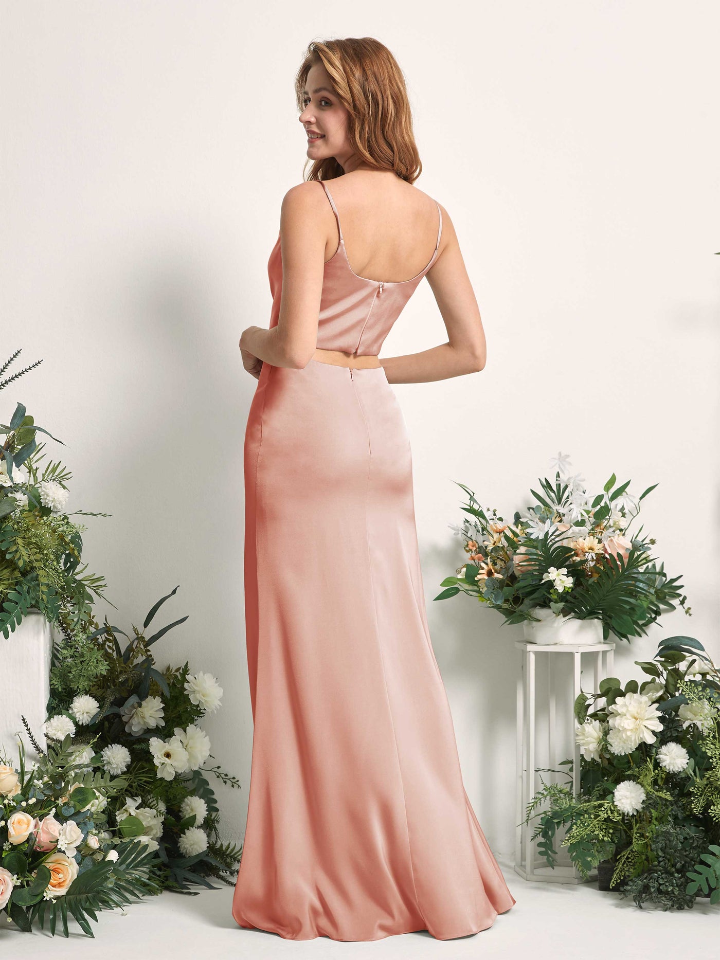 Carlyna Tubo Sirena Escote drapeado Hasta el suelo Vestidos de dama de honor Cantalupo #color_cantalupo