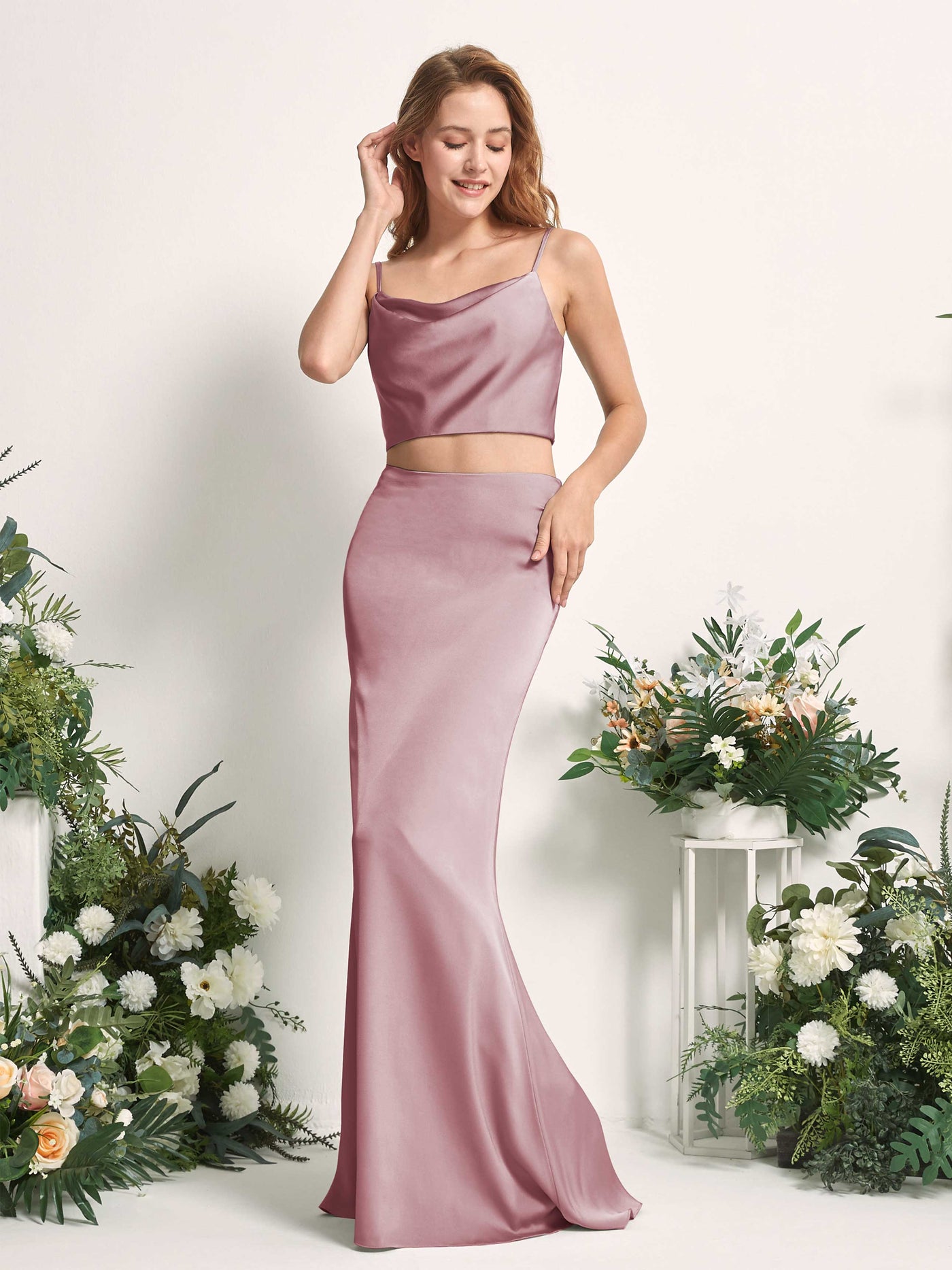 Carlyna Tubo Sirena Escote drapeado Hasta el suelo Vestidos de dama de honor Cuarzo Rosa #color_cuarzo-rosa