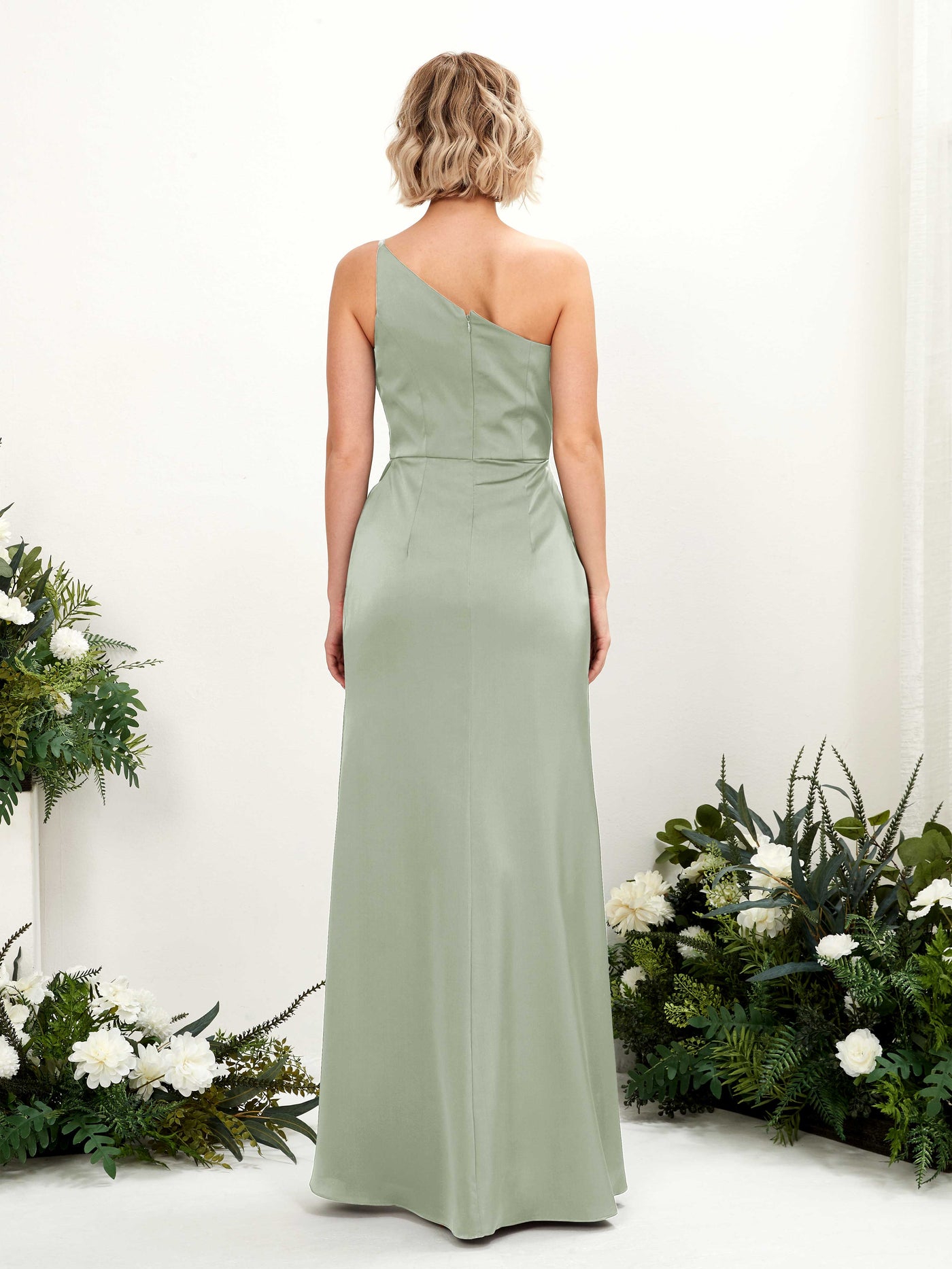 Carlyna Tubo Un Hombre Hasta el suelo Fruncido Vestidos de dama de honor Verde Salvia #color_verde-salvia