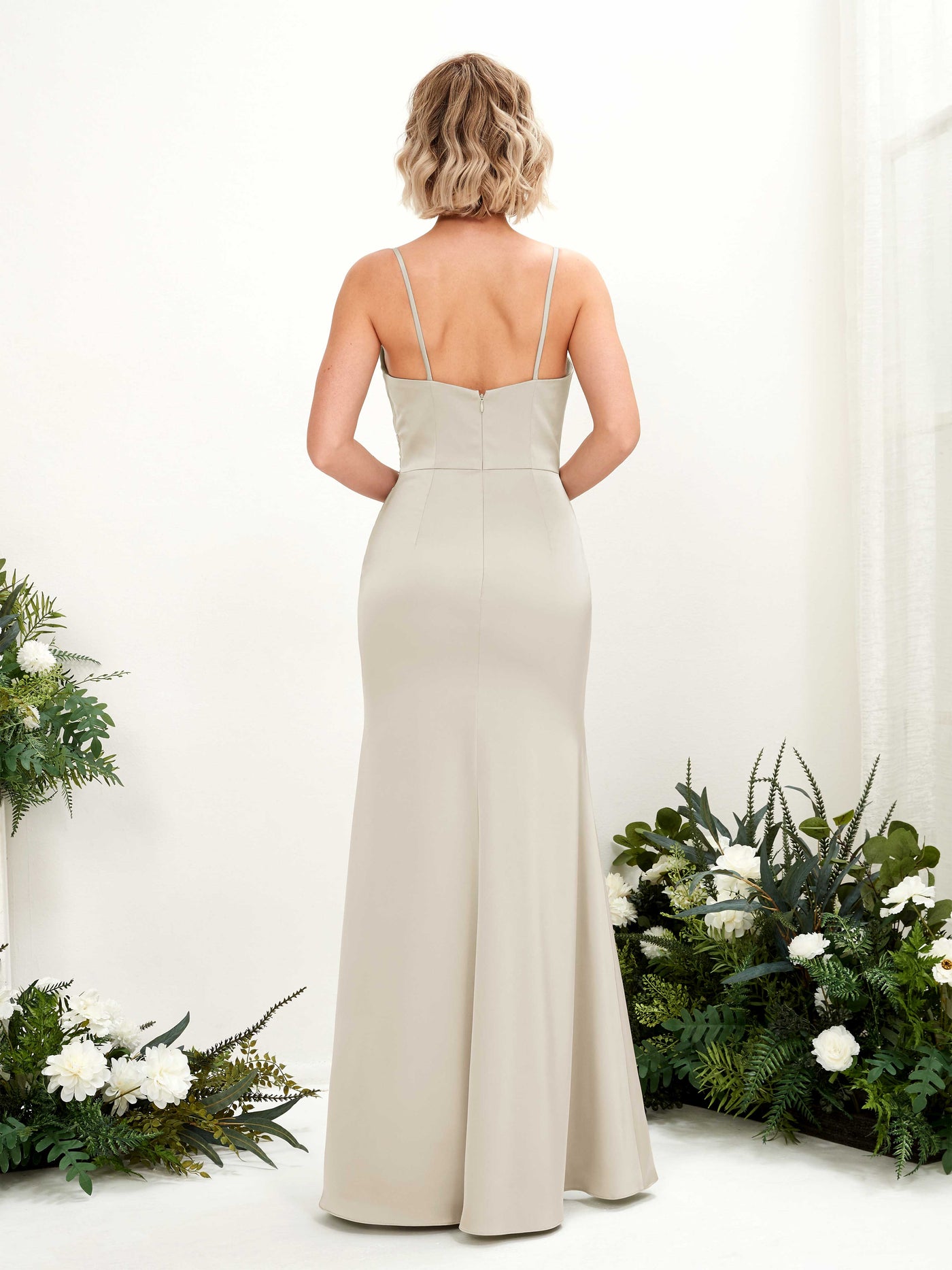 Carlyna Vestido corte trompeta escote en V hasta el suelo dama de honor Champán #color_champ-n