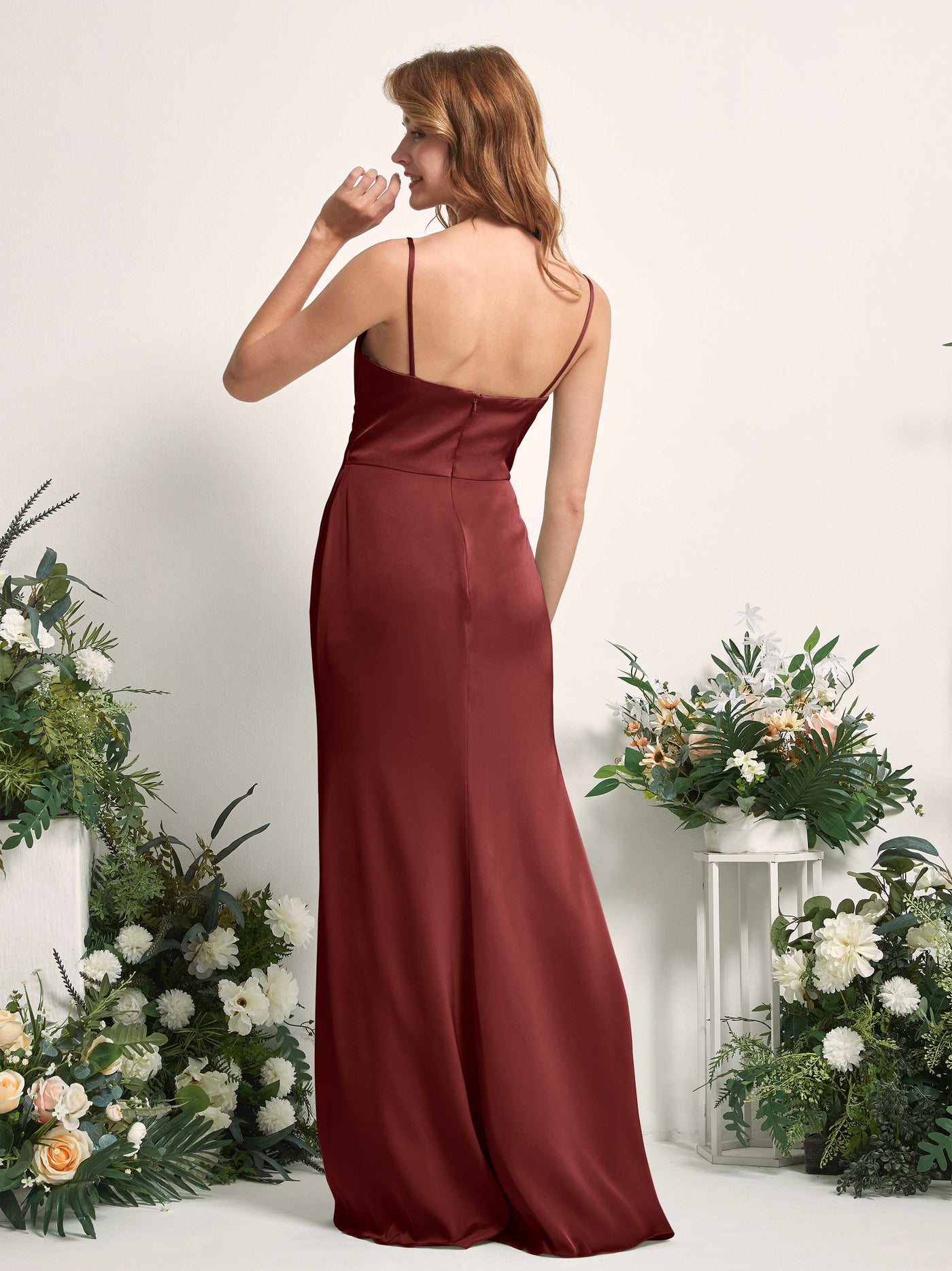 Carlyna Vestido corte trompeta/sirena Escote en V Hasta el suelo Satén para damas de honor Borgoña #color_borgo-a