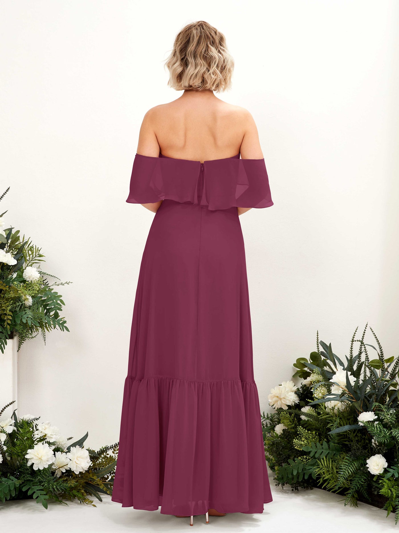 Carlyna Vestido dama de honor Línea A Hombros caídos Hasta el suelo Gasa Chianti #color_chianti