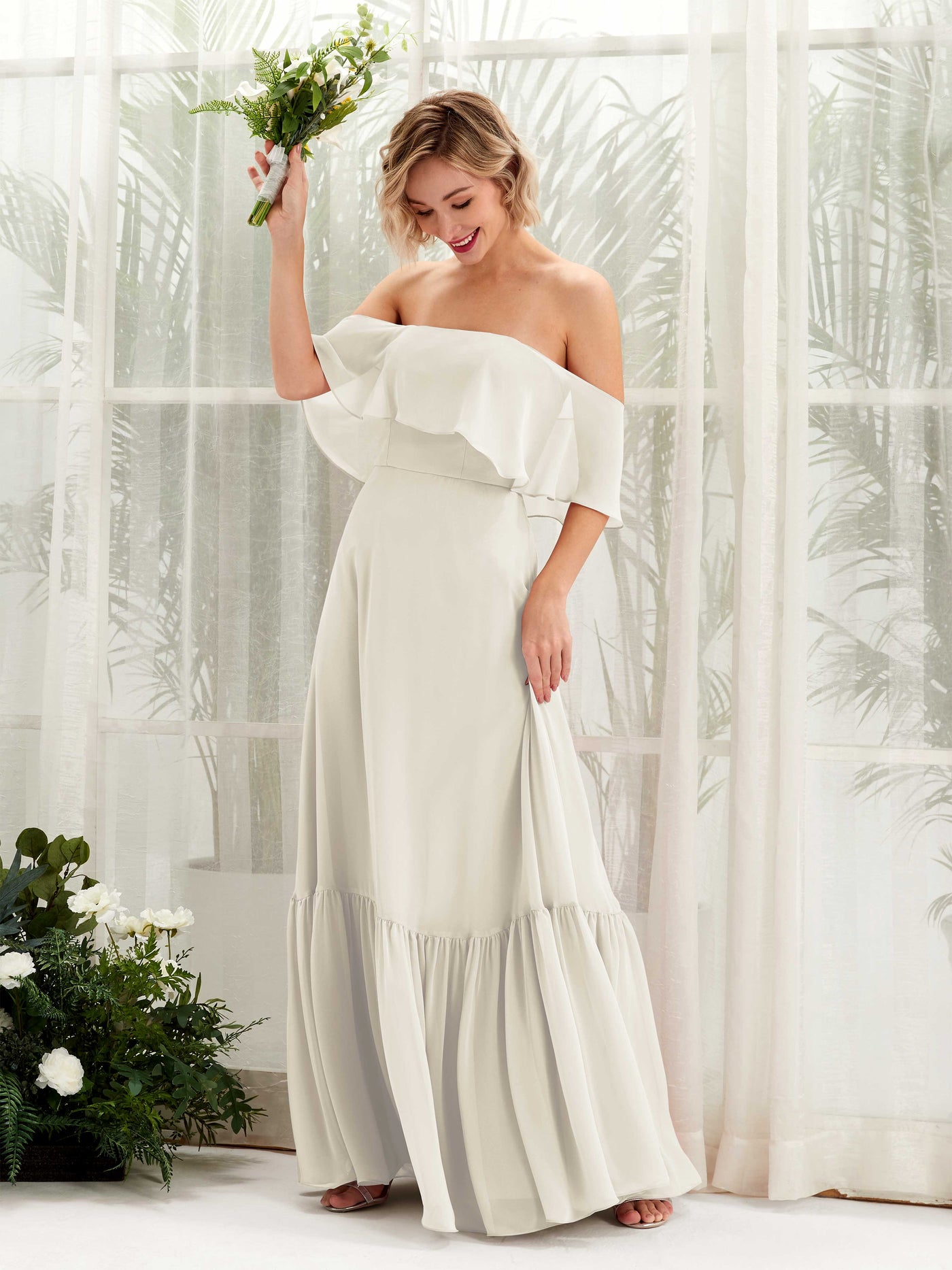 Carlyna Vestido dama de honor Línea A Hombros caídos Hasta el suelo Gasa Marfil #color_marfil