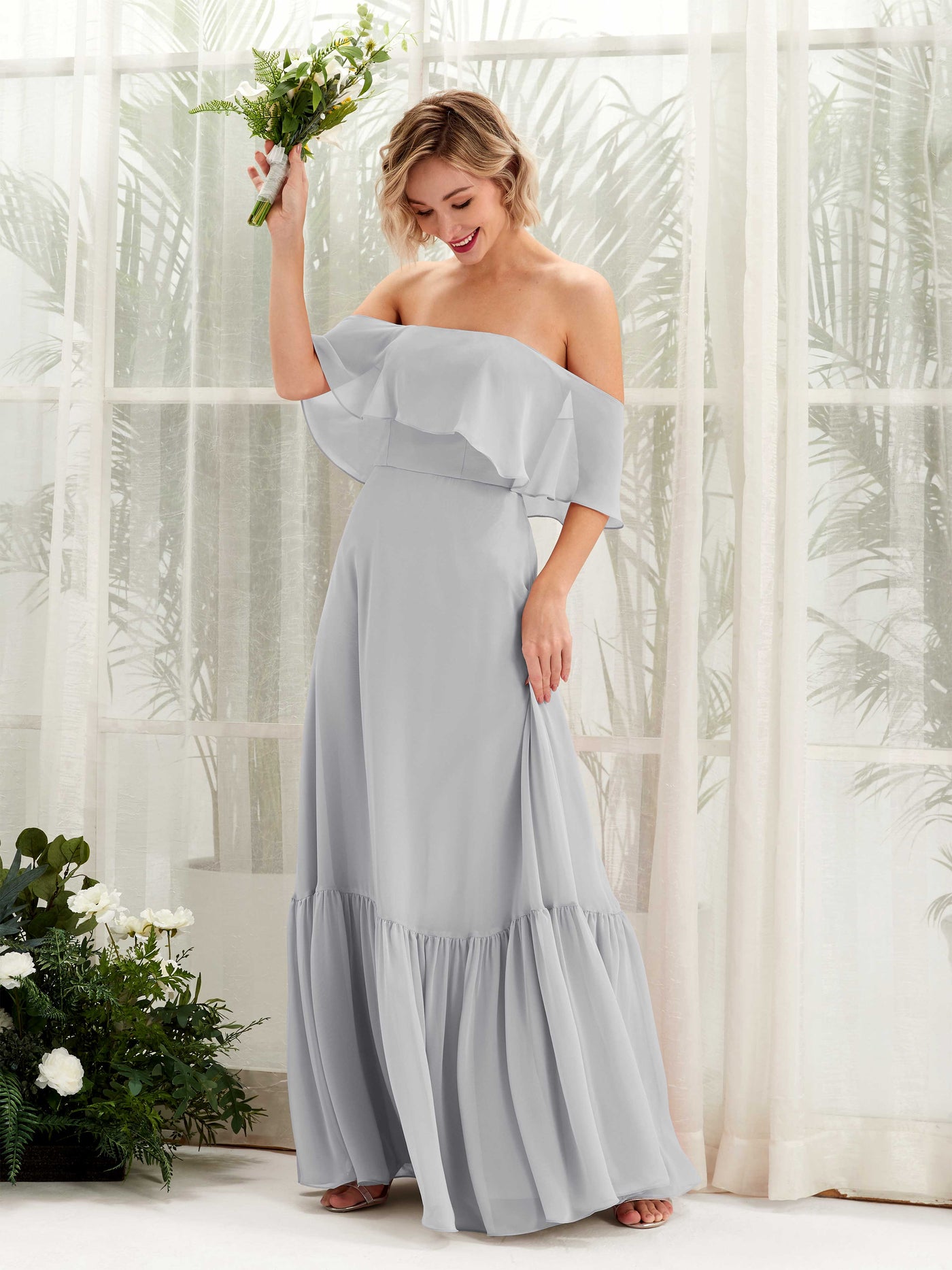Carlyna Vestido dama de honor Línea A Hombros caídos Hasta el suelo Gasa Plata #color_plata