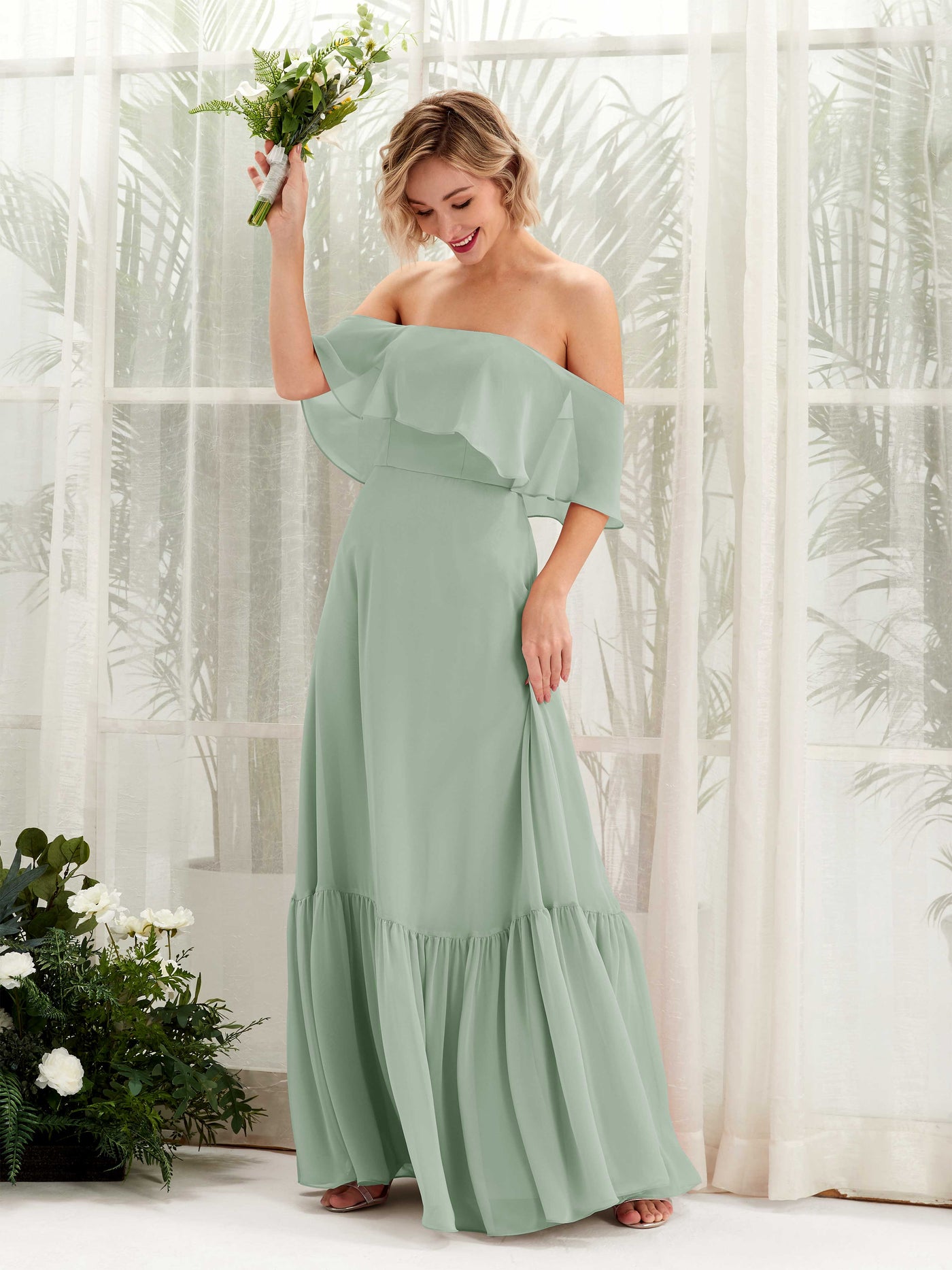 Carlyna Vestido dama de honor Línea A Hombros caídos Hasta el suelo Gasa Verde Salvia #color_verde-salvia