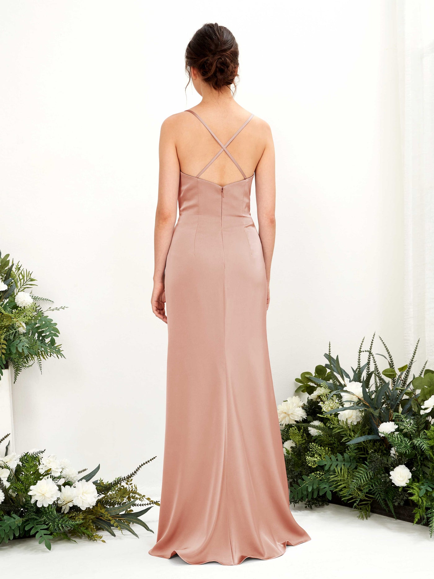 Carlyna Vestido de dama de honor Corte imperial Escote drapeado Hasta el suelo Cantalupo #color_cantalupo