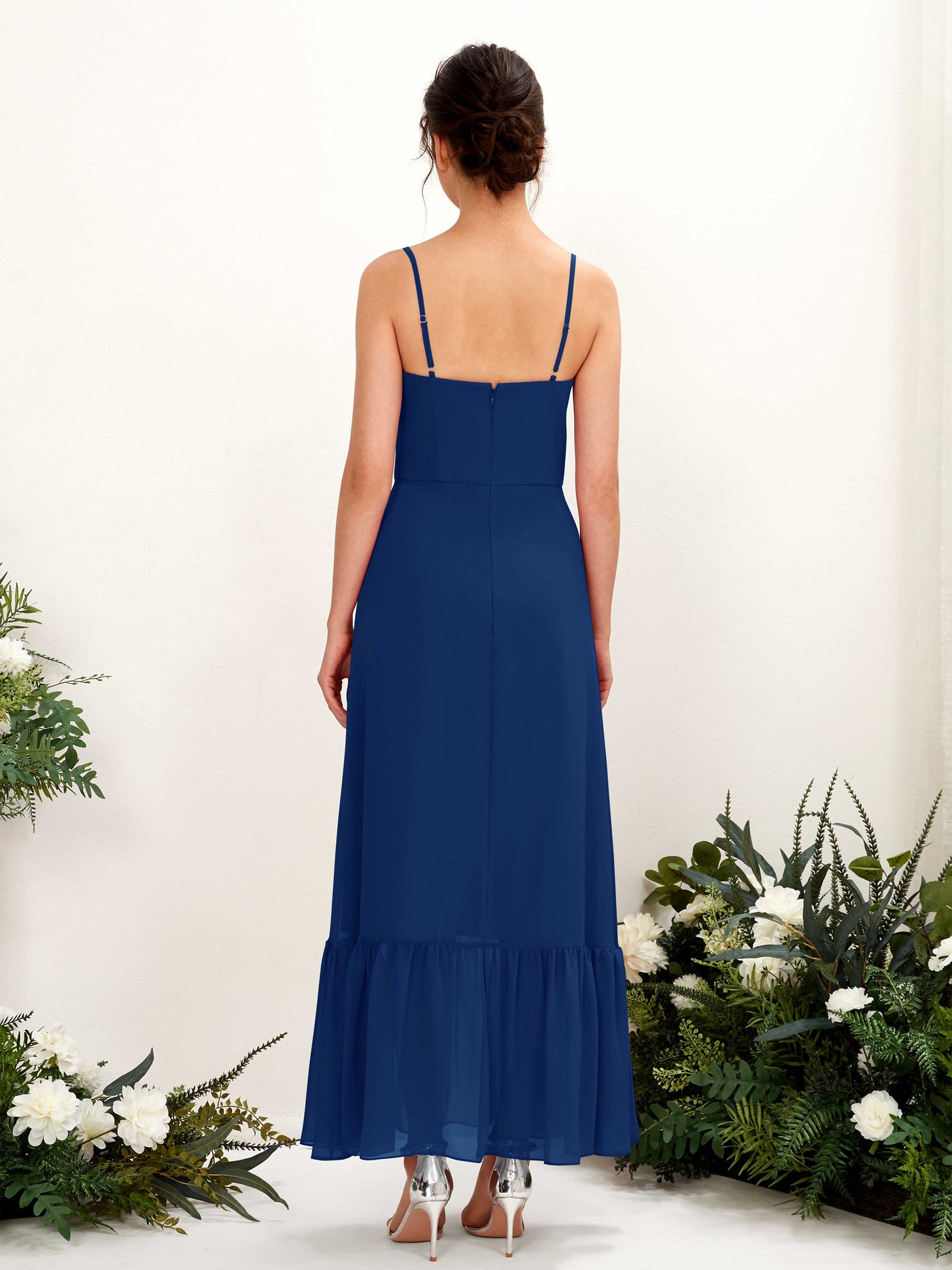 Carlyna Vestido de dama de honor Corte imperial Tirantes finos Hasta el suelo Azul Real #color_azul-real