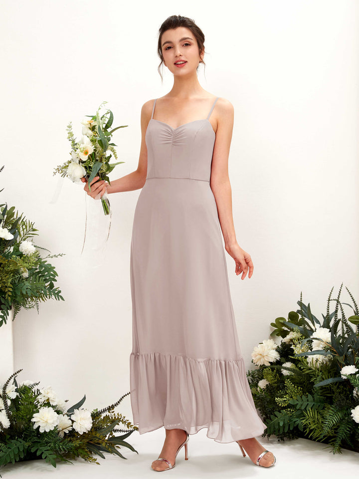 Carlyna Vestido de dama de honor Corte imperial Tirantes finos Hasta el suelo Gris Pardo 