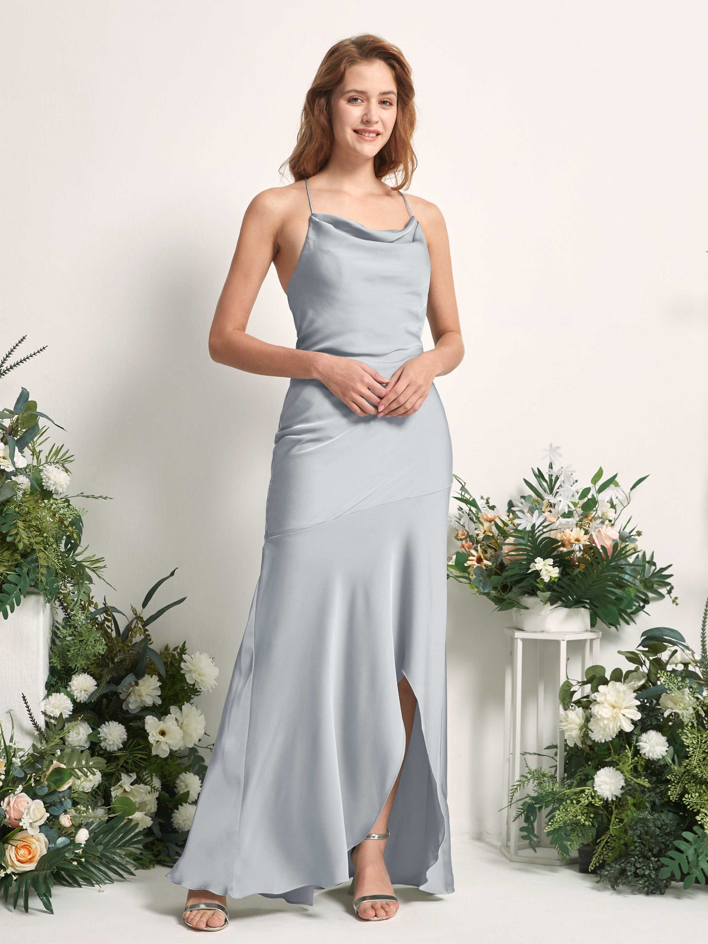 Carlyna Vestido de dama de honor Corte sirena Escote drapeado Hasta el suelo Azul Bebé #color_azul-beb