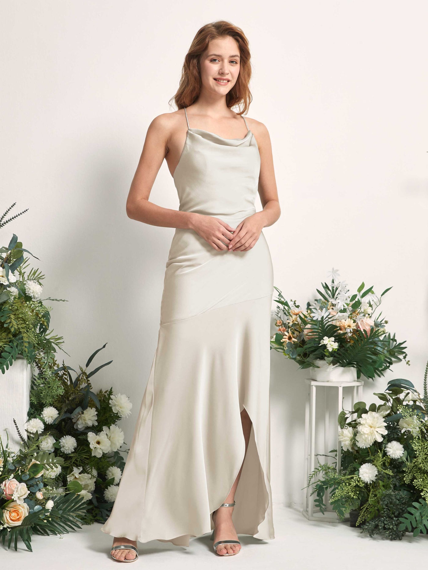 Carlyna Vestido de dama de honor Corte sirena Escote drapeado Hasta el suelo Champán #color_champ-n