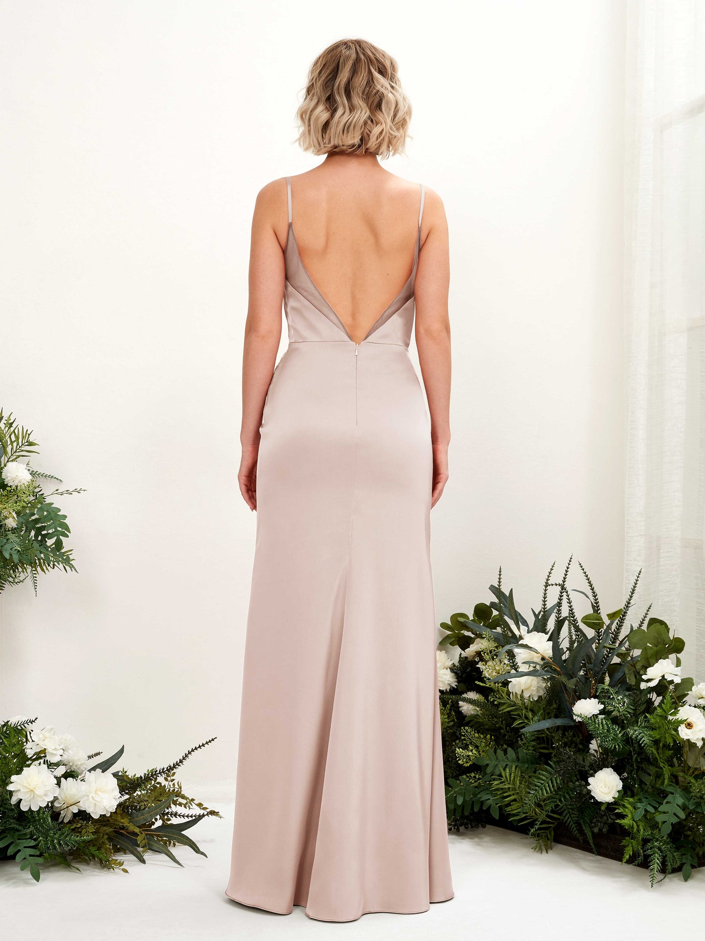 Carlyna Vestido de dama de honor corte sirena escote drapeado hendidura pierna Rosa Perla #color_rosa-perla